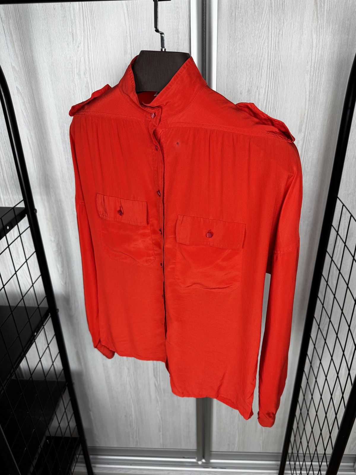 Celine Celine vintage 80s Red Silk Luxury 2 pockets blouse size 38 Size S / US 4 / IT 40 - 8 Thumbnail