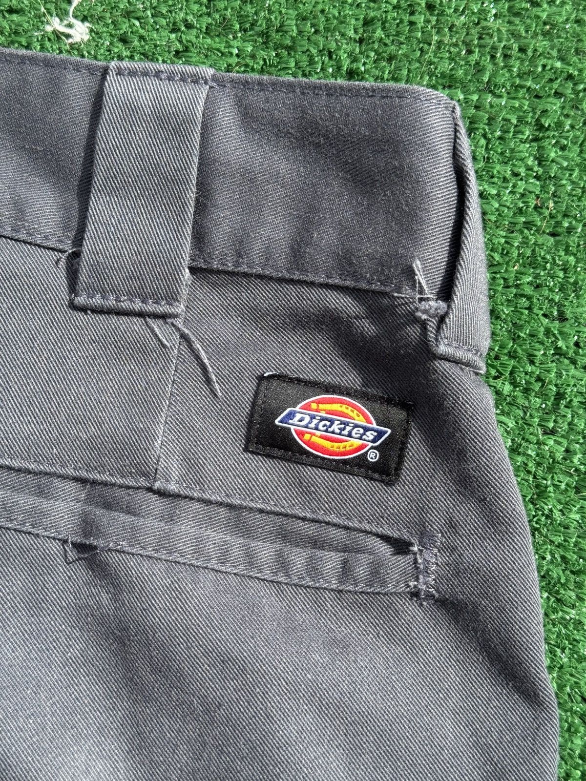 Dickies Grey Dickies Slim Taper Pants Size US 33 - 7 Thumbnail