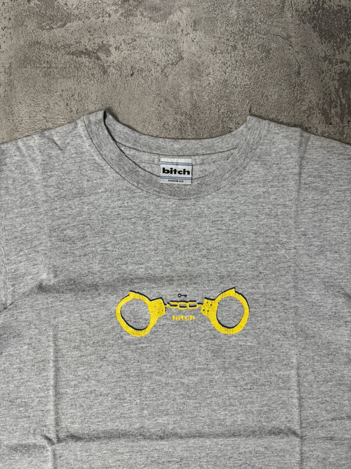 Welcome Skateboards VINTAGE 90’S BITCH SKATEBOARD HANDCUFF T-SHIRT Size US S / EU 44-46 / 1 - 2 Thumbnail