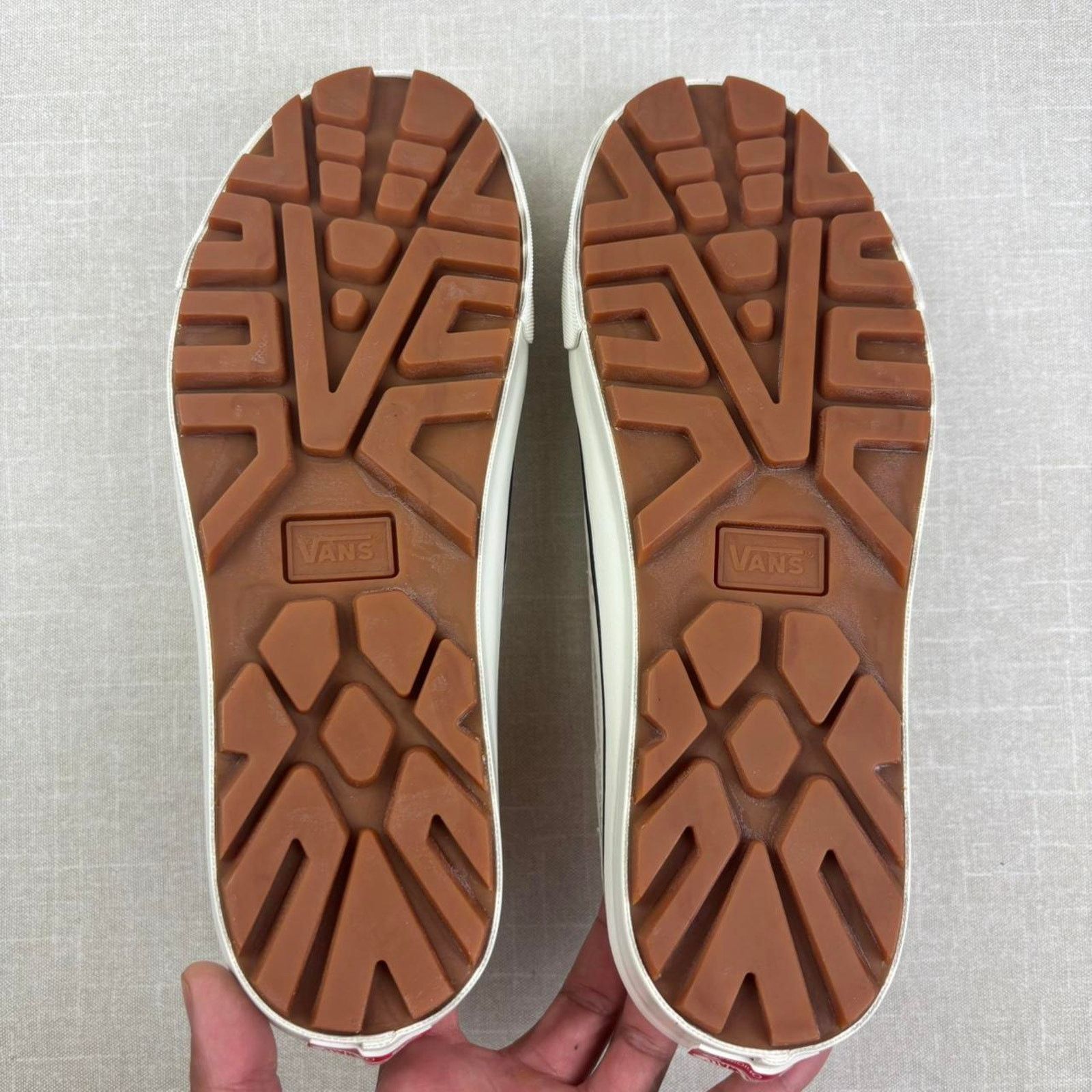 Vans 🍦 LQQK x Vans OG Mule LX “Cream” 9.5M Size US 9.5 / EU 42-43 - 5 Thumbnail