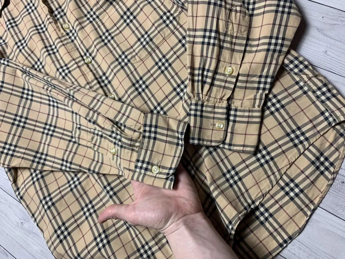 Burberry Vintage Burberry brown plaid shirt USA size S Size US S / EU 44-46 / 1 - 11 Thumbnail