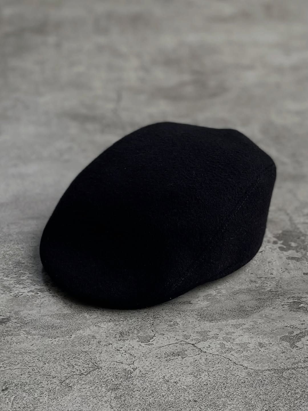 Givenchy Rare Vintage 80s GIVENCHY Flatcap Size ONE SIZE - 2 Thumbnail