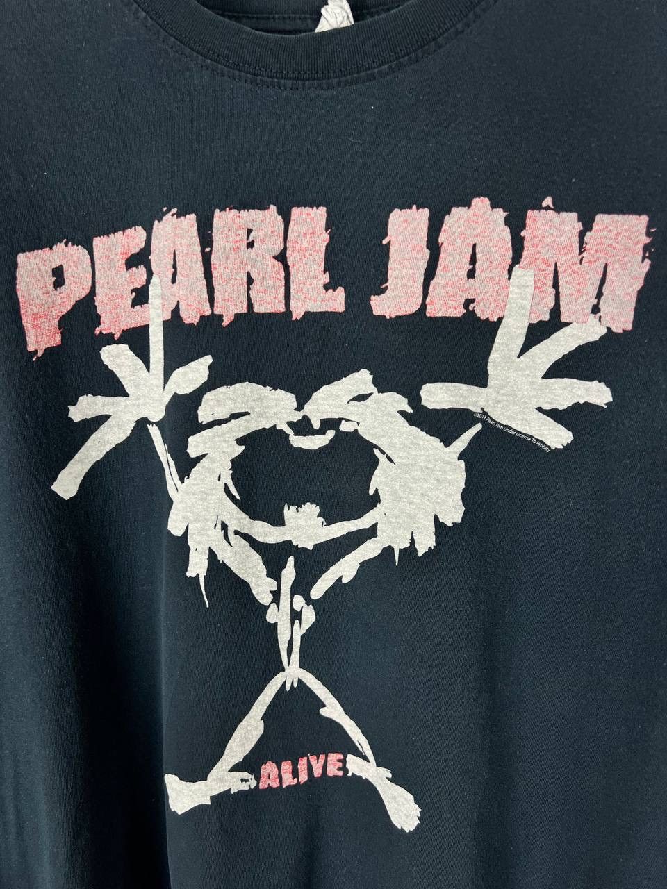 Vintage Pearl Jam Alive band t-shirts size XXL Size US XXL / EU 58 / 5 - 4 Thumbnail
