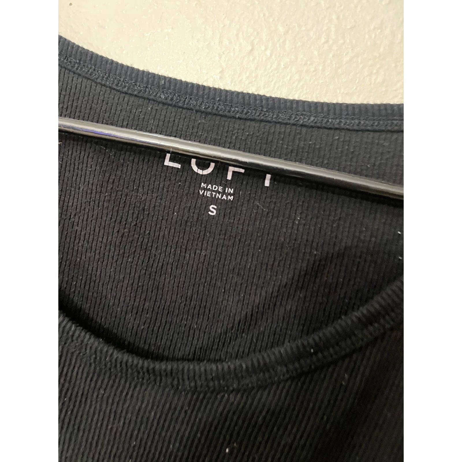 Loft LOFT Womens Black Long Sleeve Shirt Knot Front Accent Size Small Solid Casual Size S / US 4 / IT 40 - 3 Thumbnail