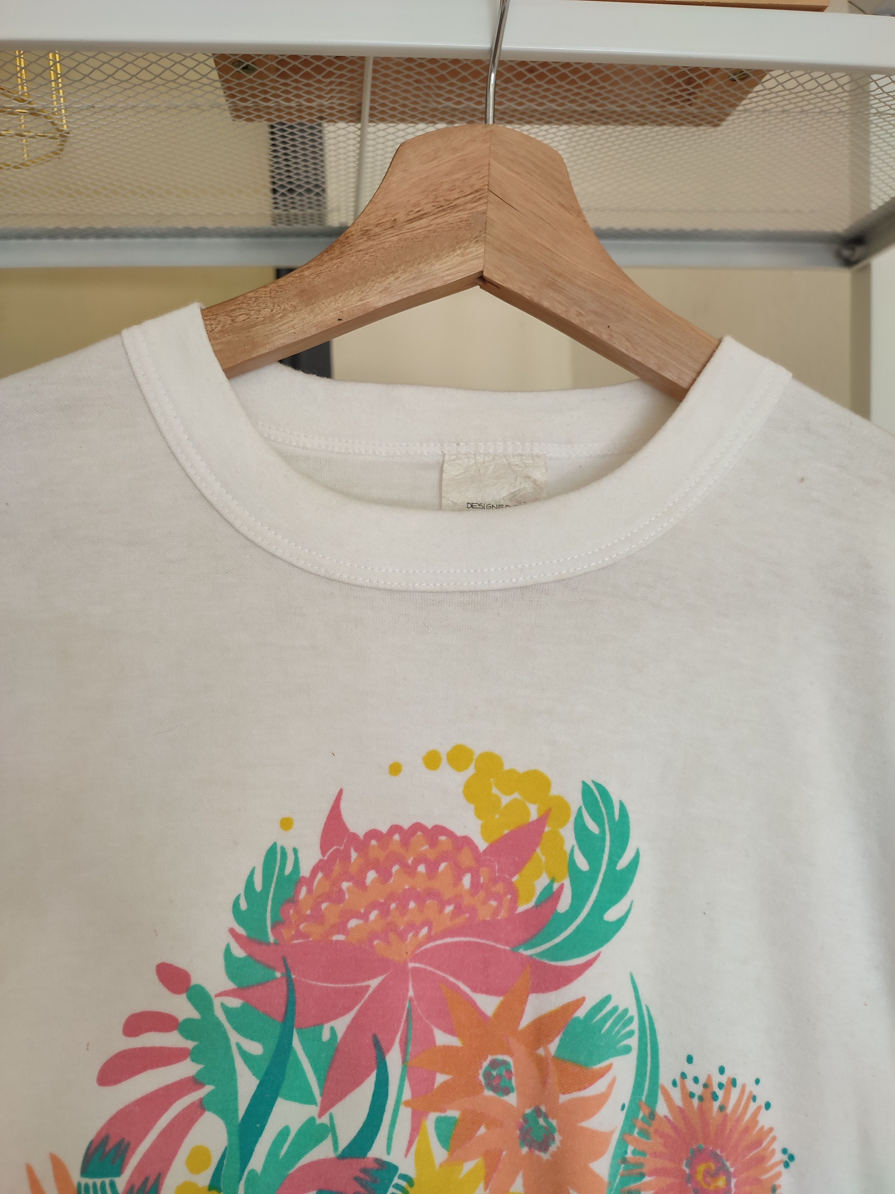 Arts & Science ARTS DESIGNER BY PATRICIA HINES VTG TEE Size US S / EU 44-46 / 1 - 5 Thumbnail