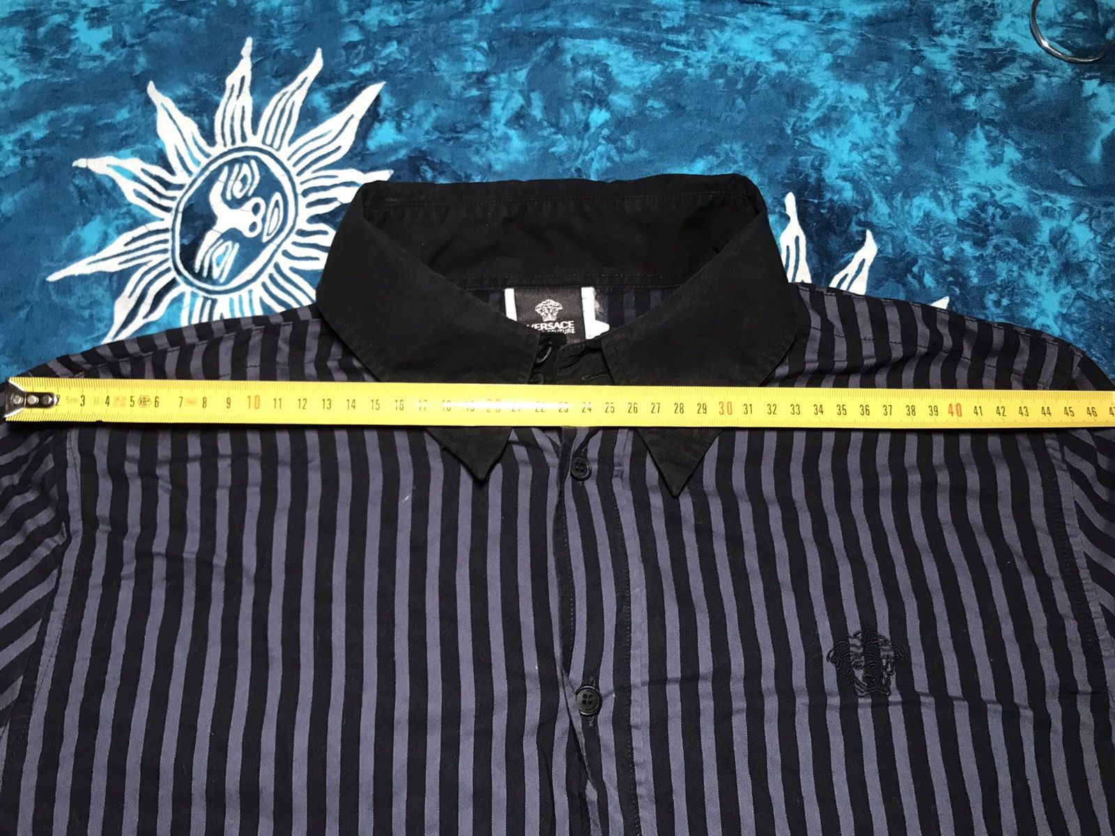 Versace Vintage Versace Stripe Button Up Medusa Shirt Cufflinks Size US M / EU 48-50 / 2 - 7 Thumbnail