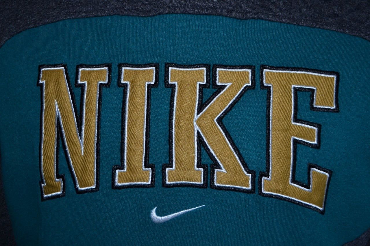 Vintage Nike Vintage Big Logo Sweatshirt Size L Size US L / EU 52-54 / 3 - 4 Thumbnail