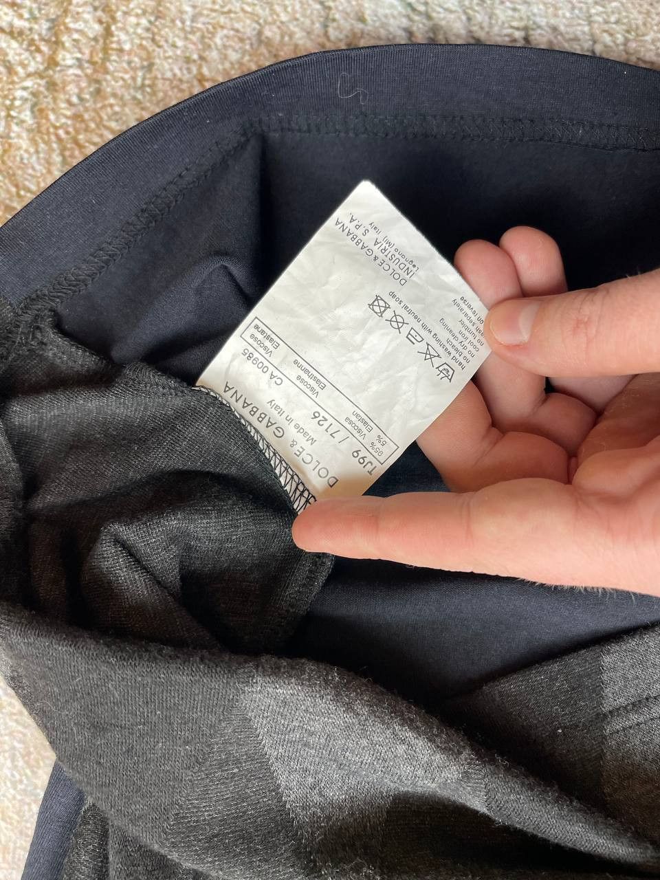 Dolce & Gabbana Dolce Gabbana Long sleeve rhombus sweater Size US M / EU 48-50 / 2 - 4 Thumbnail