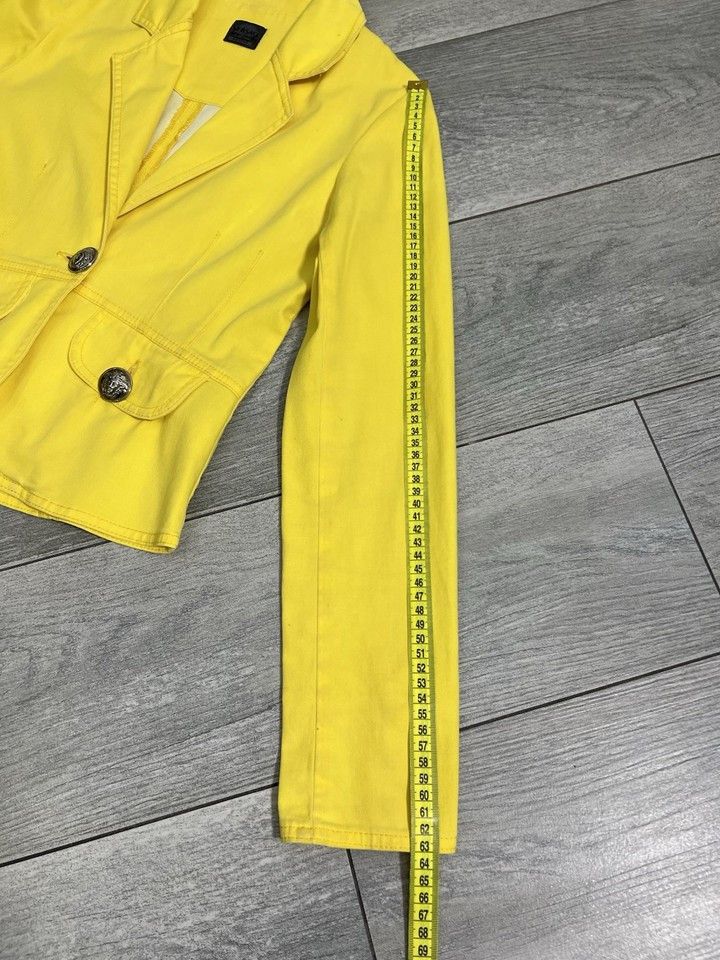 Versace Versace Jeans Couture Vintage Blazer Jacket Yellow Size S Size S / US 4 / IT 40 - 19 Thumbnail