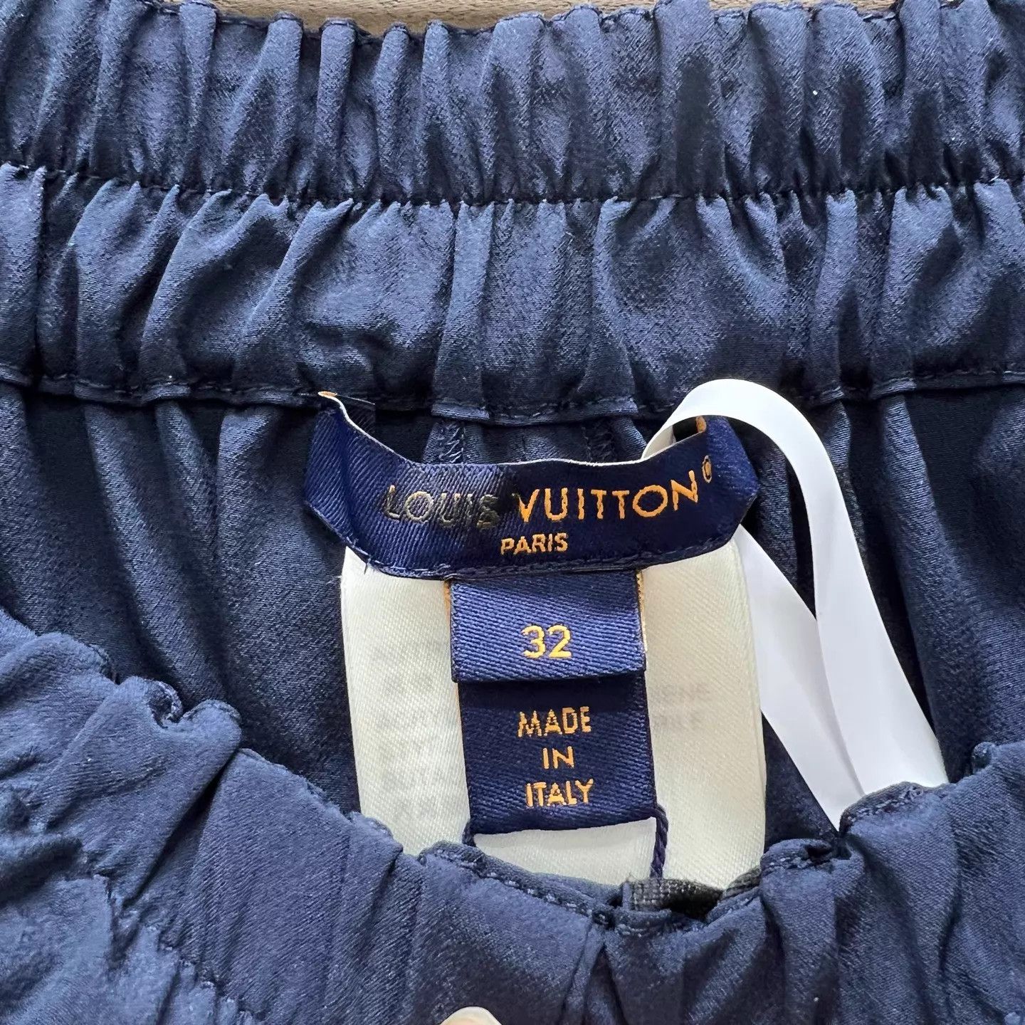 Louis Vuitton Louis Vuitton Rivet Silk Shorts 32 New With Tags Size 24" / US 00 / IT 34 - 3 Thumbnail