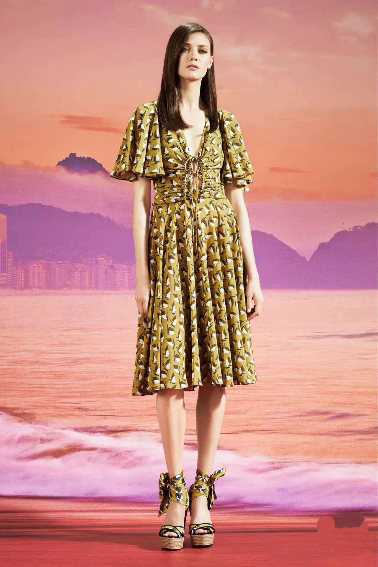 Gucci Gucci Runway Silk Summer Dress Size M / US 6-8 / IT 42-44 - 1 Thumbnail