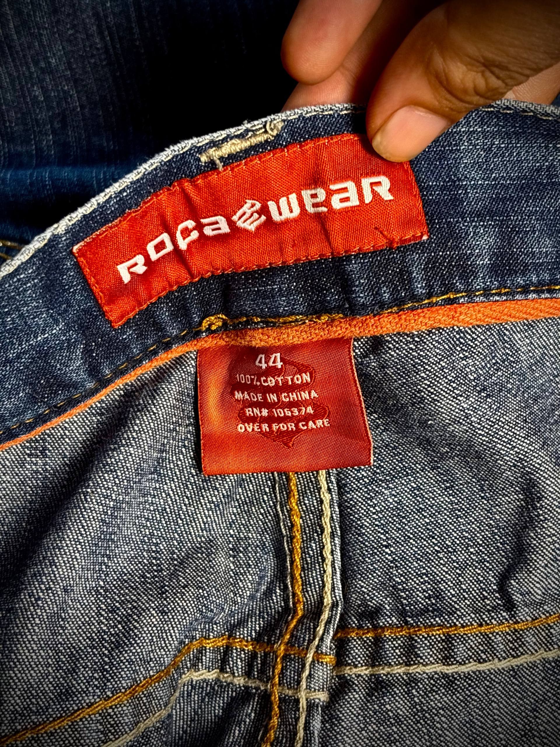 Rocawear Vintage Rocawear Blue Denim Wash Tribal Back hit Logo Jeans Size US 44 / EU 60 - 6 Thumbnail