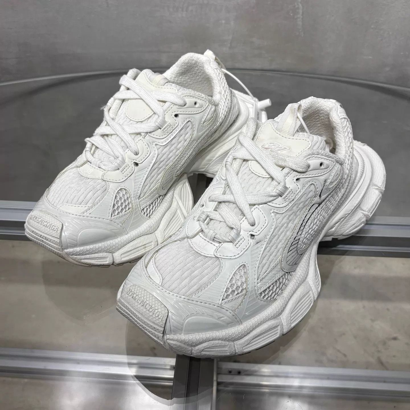 Balenciaga Balenciaga 3XL White Dad Shoe 38 YH26037 Size US 8 / IT 38 - 2 Thumbnail