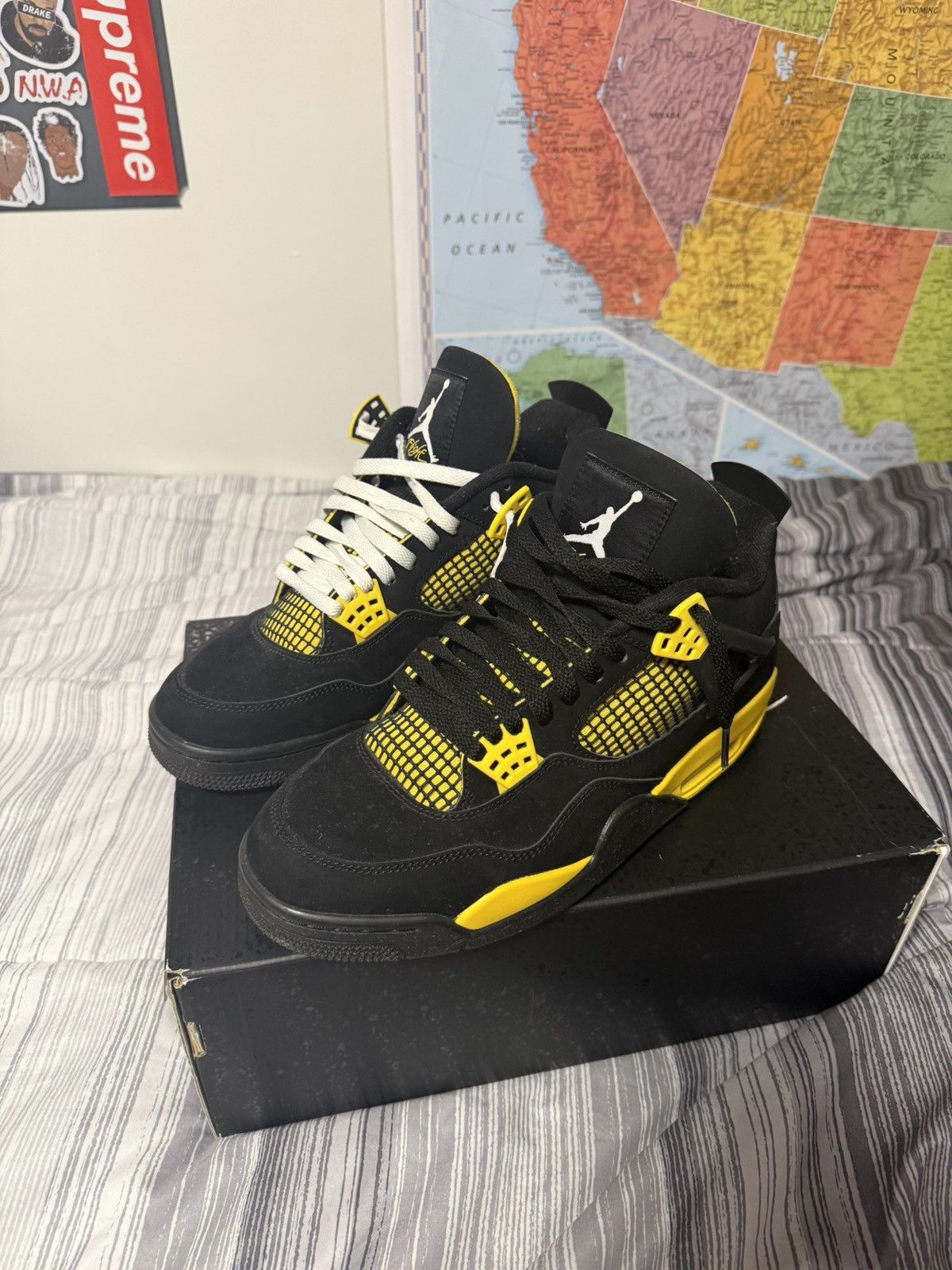 Jordan Brand Jordan 4 Thunder Size US 10 / EU 43 - 4 Thumbnail