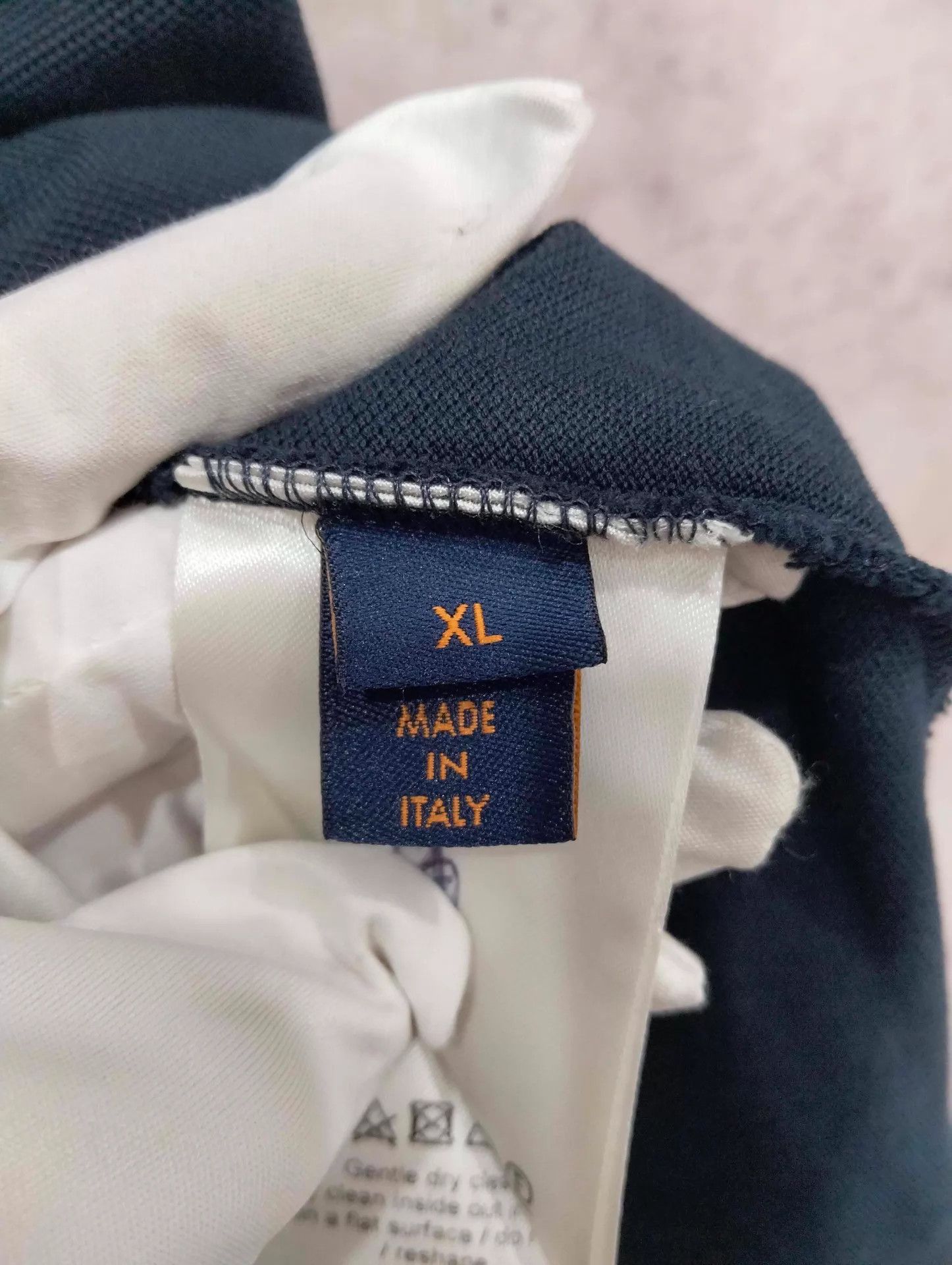 Louis Vuitton LV Pocket Logo White Crewneck Short Sleeve Tee XL Size US XL / EU 56 / 4 - 5 Thumbnail