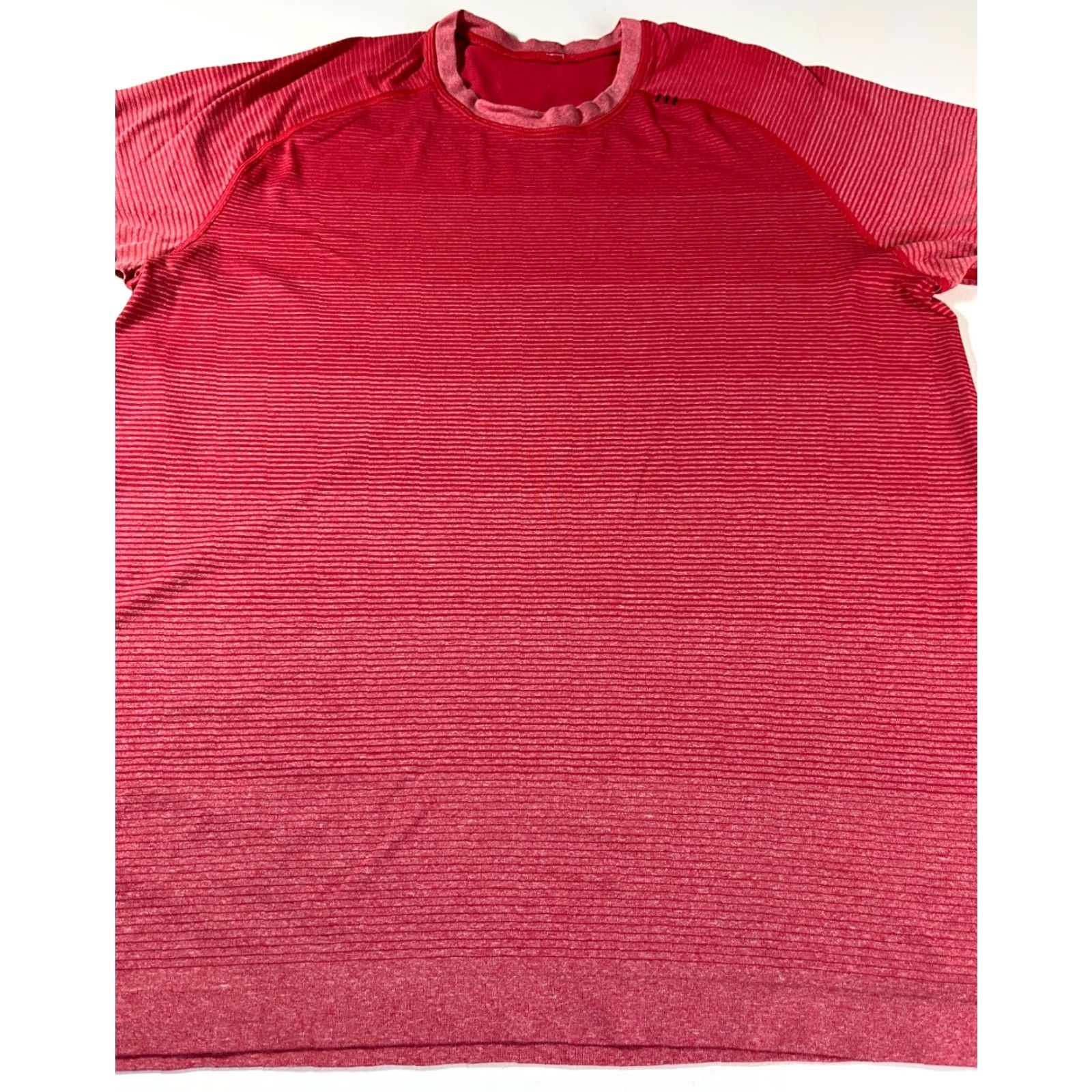 Lululemon VINTAGE Lululemon Metal Vent Tech T-Shirt Men Red L Size US L / EU 52-54 / 3 - 3 Thumbnail