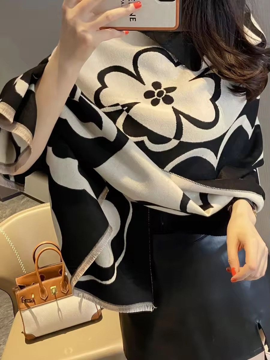 Other Elegant Floral Soft Acrylic Cashmere Scarf Shawl Size ONE SIZE - 1 Thumbnail
