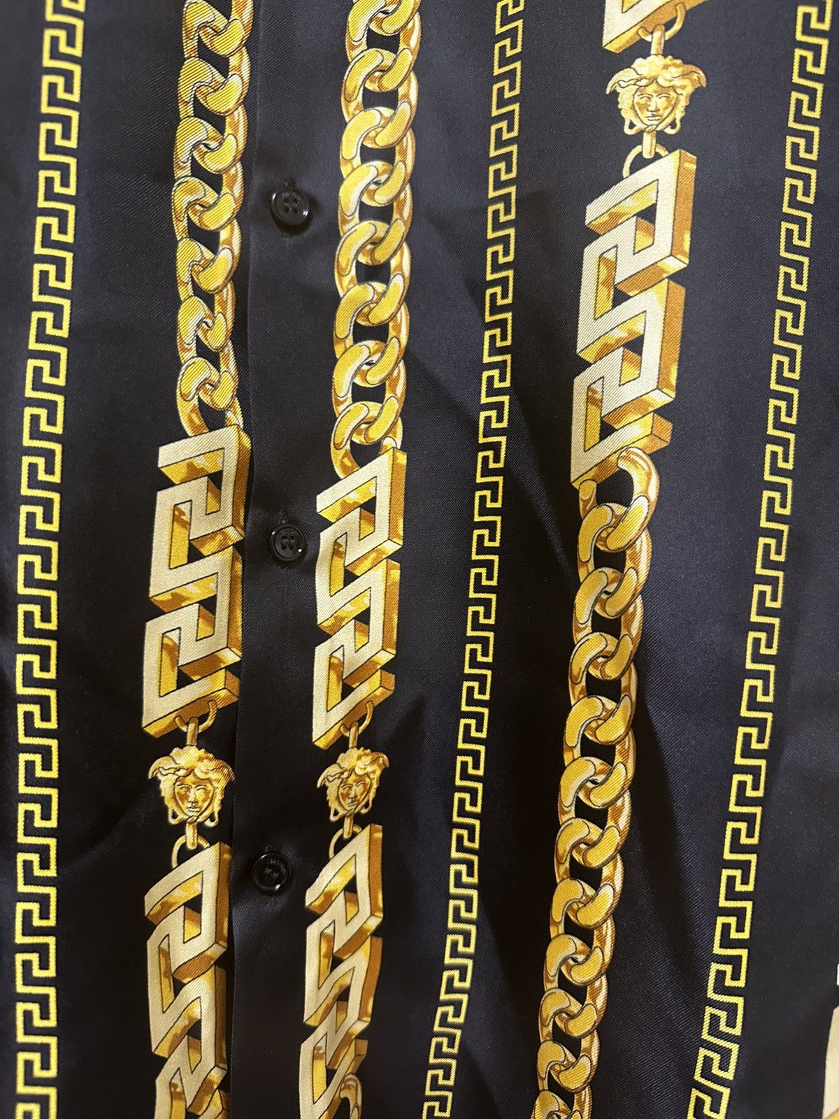 Versace Versace Chain Silk Shirt Size US M / EU 48-50 / 2 - 8 Thumbnail
