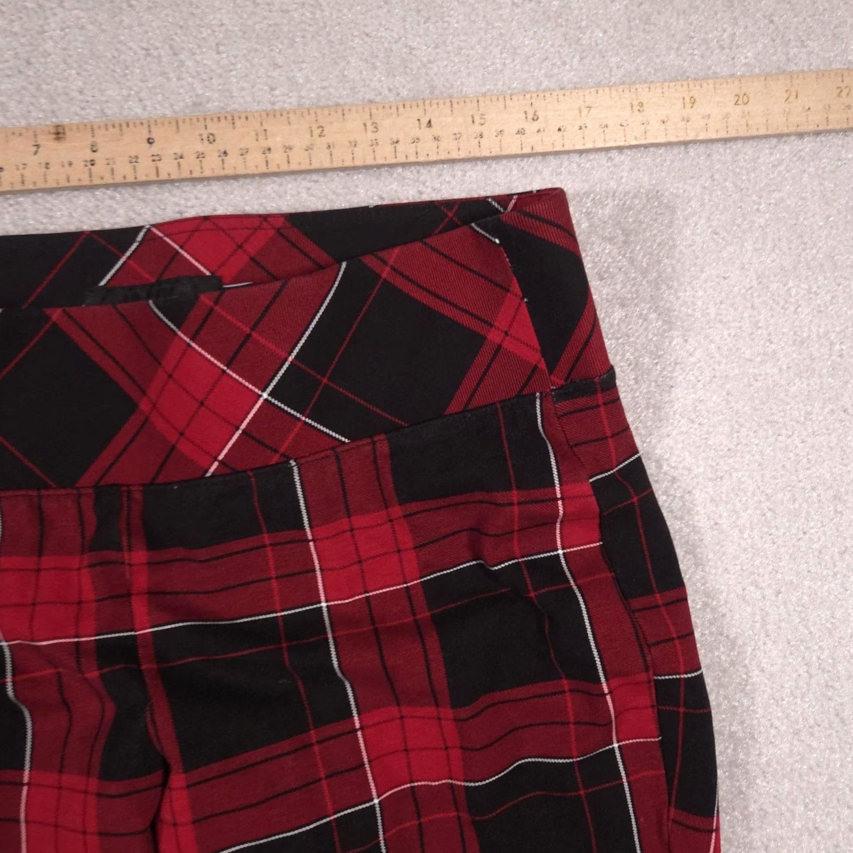 Torrid Torrid Leggings Women's 1R Red Plaid High Rise Ankle Knit Pants Stretch Casual Size 25" / US 0 / IT 36 - 4 Thumbnail