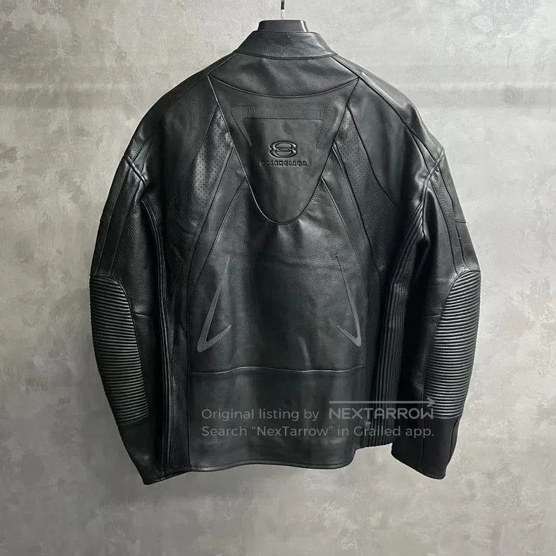 Balenciaga balenciaga black solid color bright face stand. Size US XS / EU 42 / 0 - 2 Thumbnail