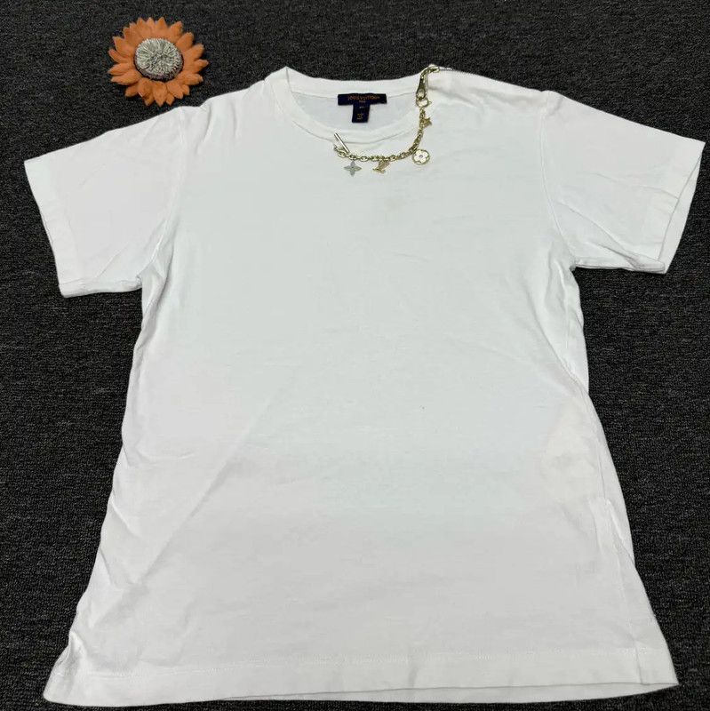 Louis Vuitton Louis Vuitton Women's White Cotton T-Shirt 0089 Size S / US 4 / IT 40 - 1 Thumbnail