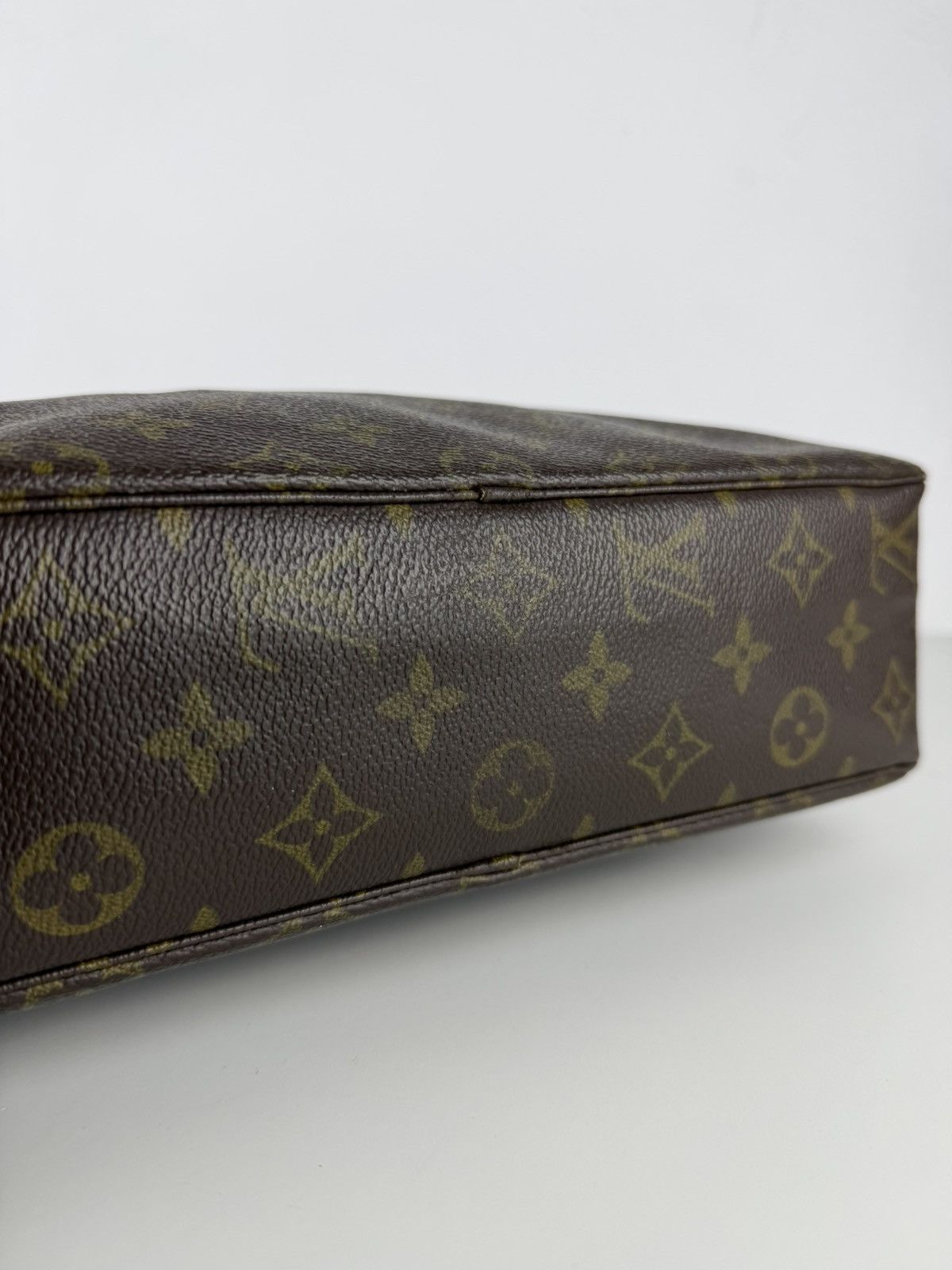 Louis Vuitton Vintage 80s Louis Vuitton monogram trousse 28 toiletry bag Size ONE SIZE - 15 Thumbnail