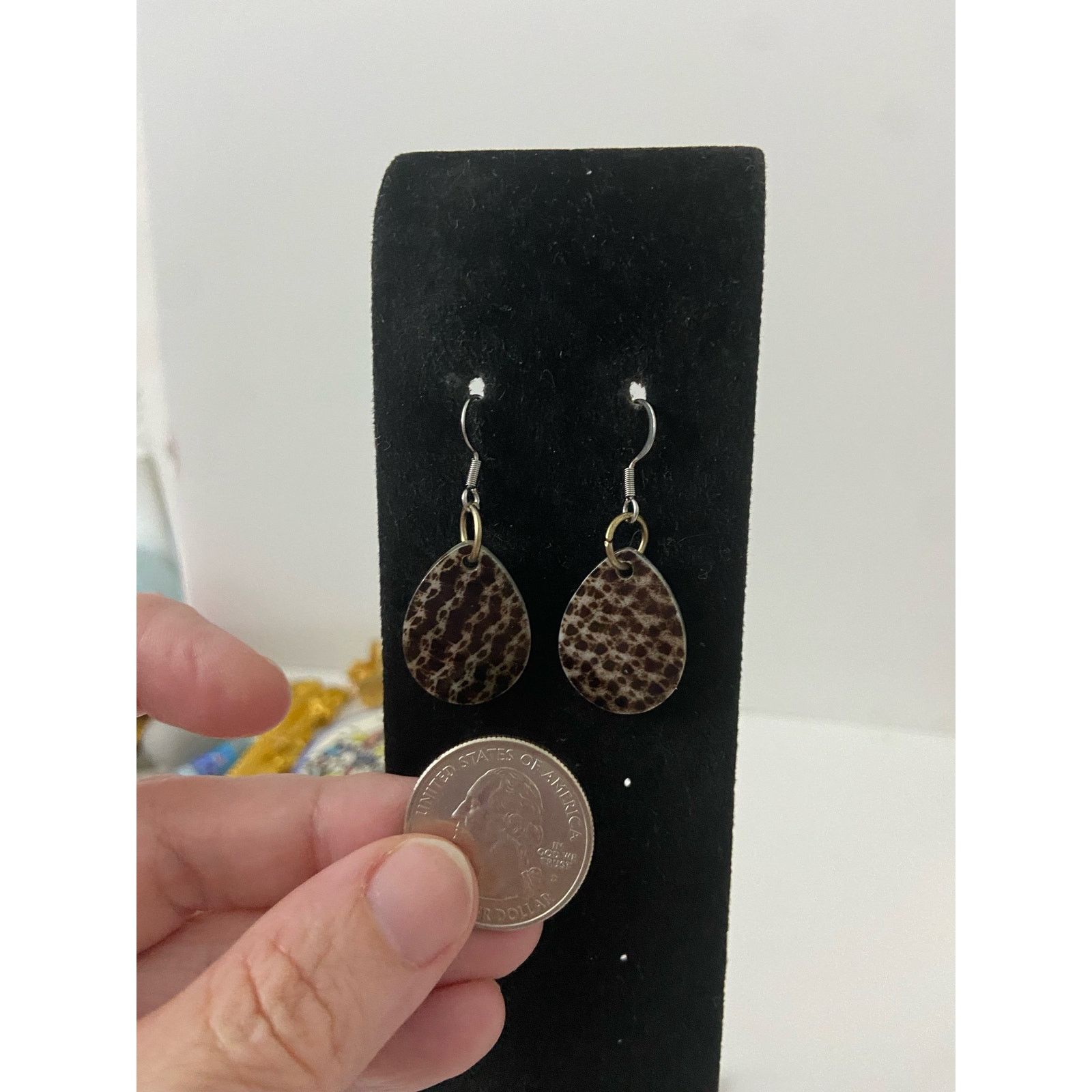 Handmade shell teardrop earrings Size ONE SIZE - 2 Thumbnail