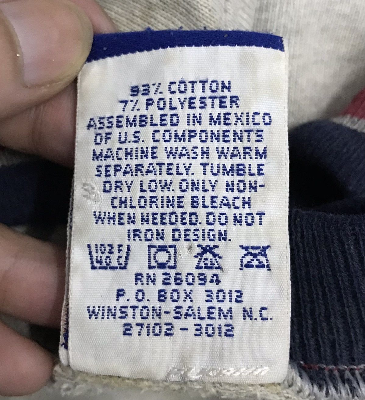 Champion × Vintage Vintage Champion Sweatshirt Size US L / EU 52-54 / 3 - 9 Thumbnail