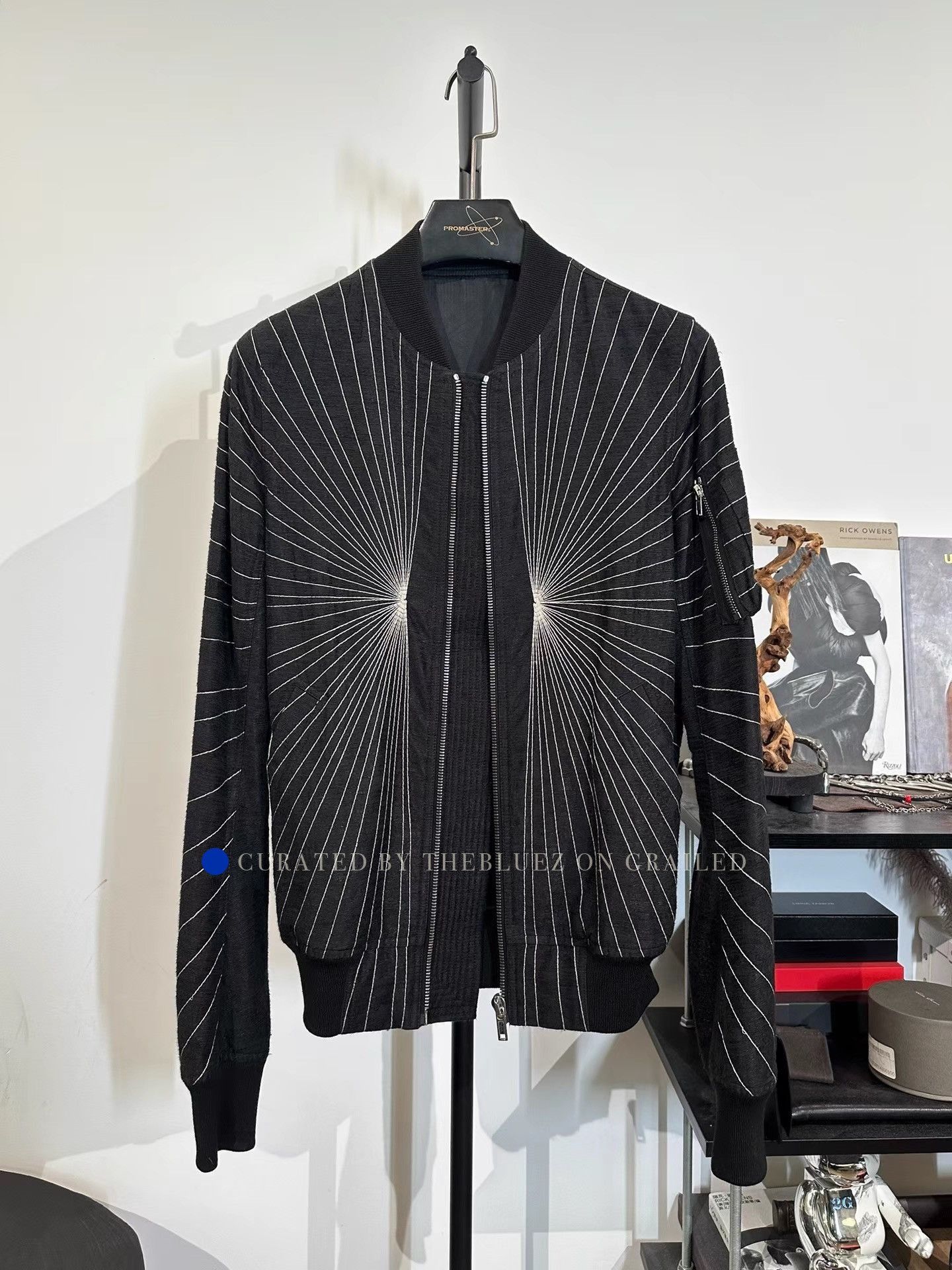 Rick Owens Runway Ma-1 Ray Jacket in Black Size US S / EU 44-46 / 1 - 1 Thumbnail