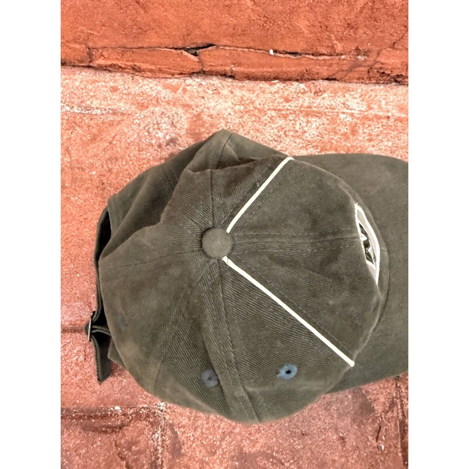 Nike VINTAGE Nike Embroidered Swoosh Logo Strap Back Hat Forest Green Baseball Cap Men One Size Green 90s Casual Adjustable Size ONE SIZE - 5 Thumbnail