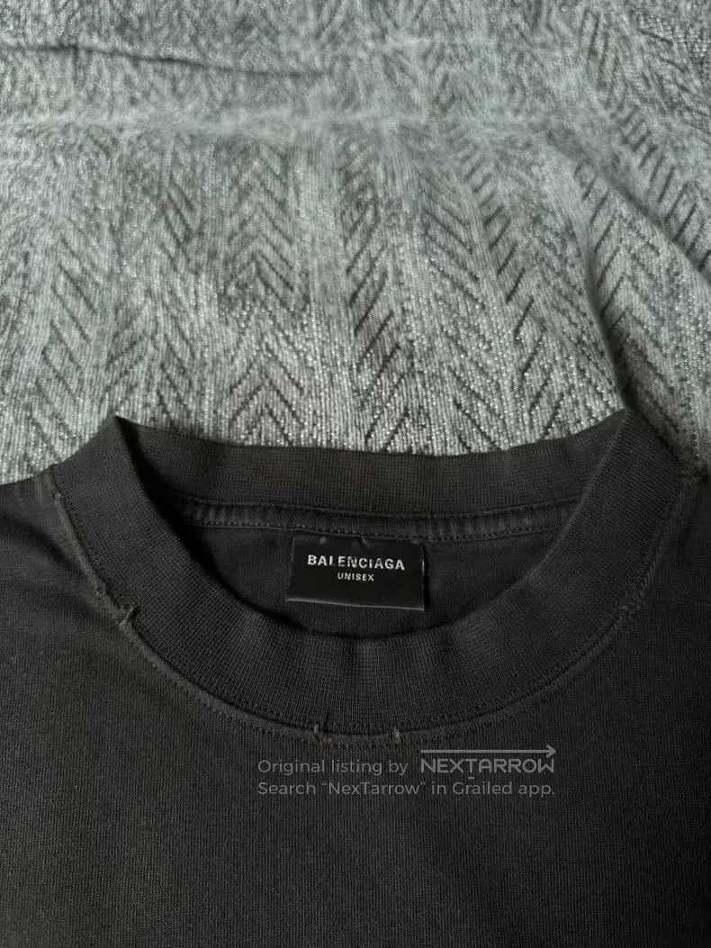 Balenciaga Balenciaga Distressed Logo Short Sleeve. Size US XS / EU 42 / 0 - 4 Thumbnail