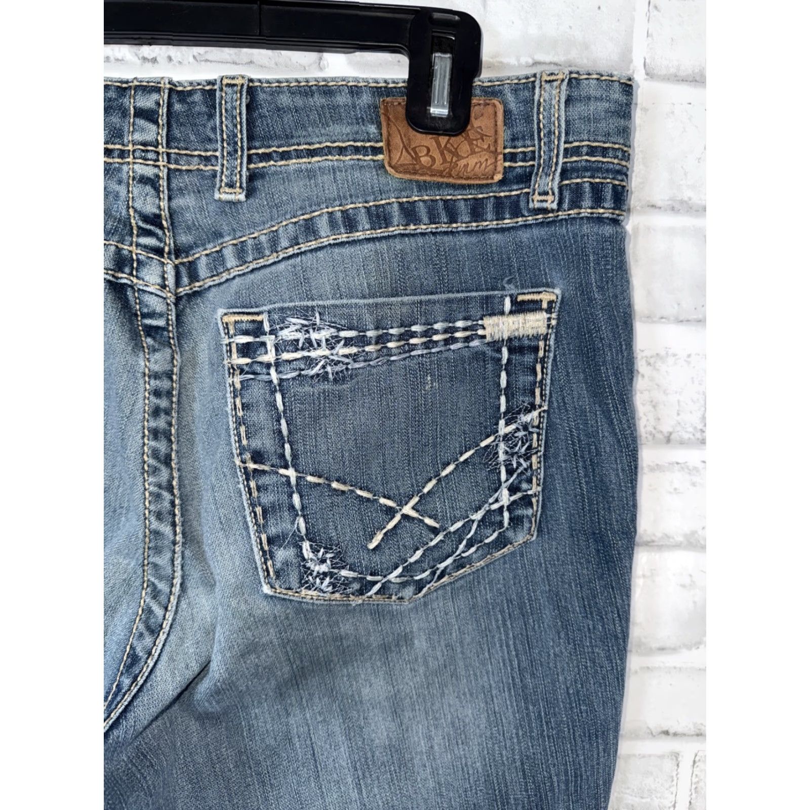 Vintage BKE Jeans Distressed Blue Denim Britni Straight Stretch Medium Wash Womens 34x29 Size 24" / US 00 / IT 34 - 5 Thumbnail