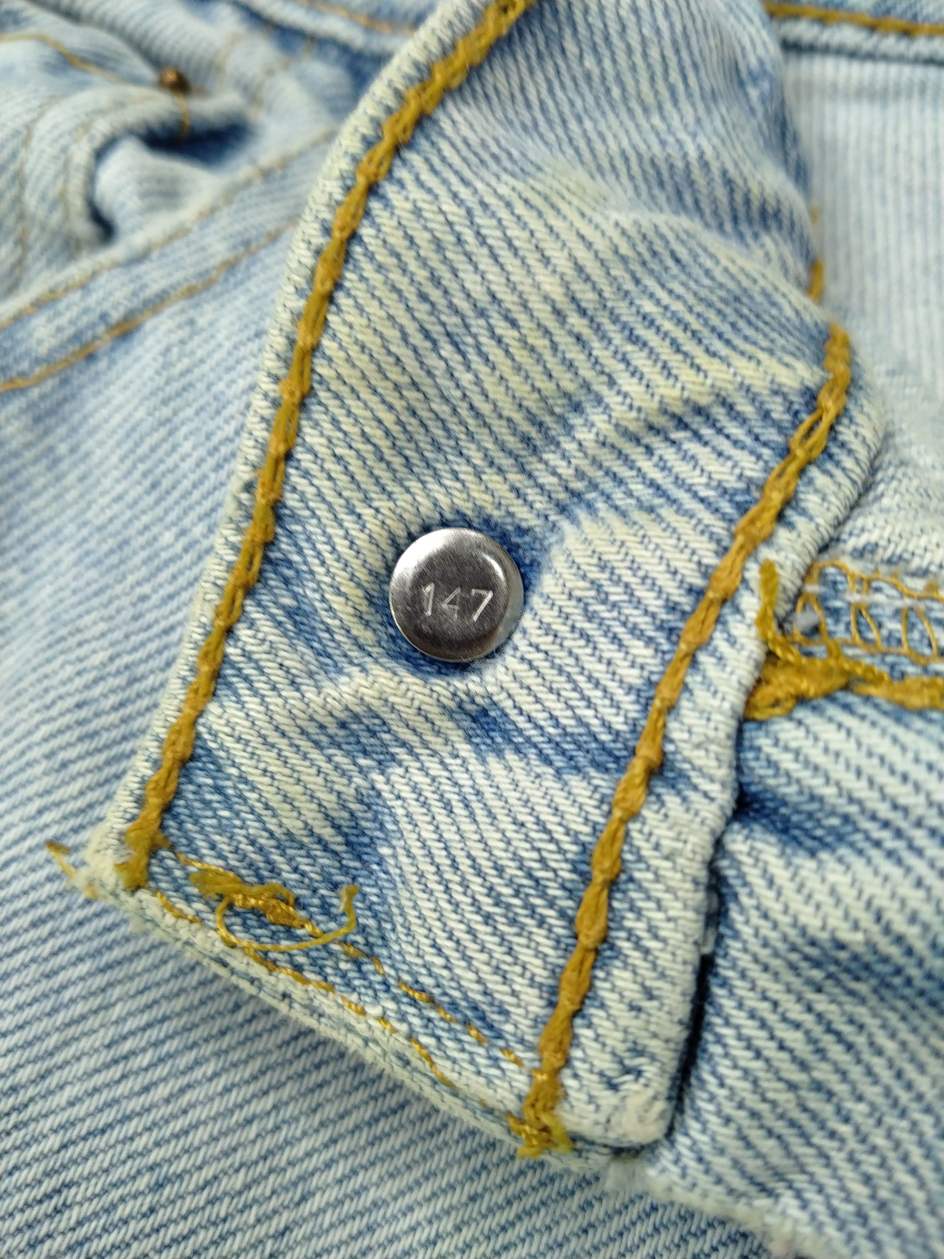 Levi's Light Wash Vintage Levi's 550 Denim 31 x 30.5 -JN552 Size US 31 - 7 Thumbnail