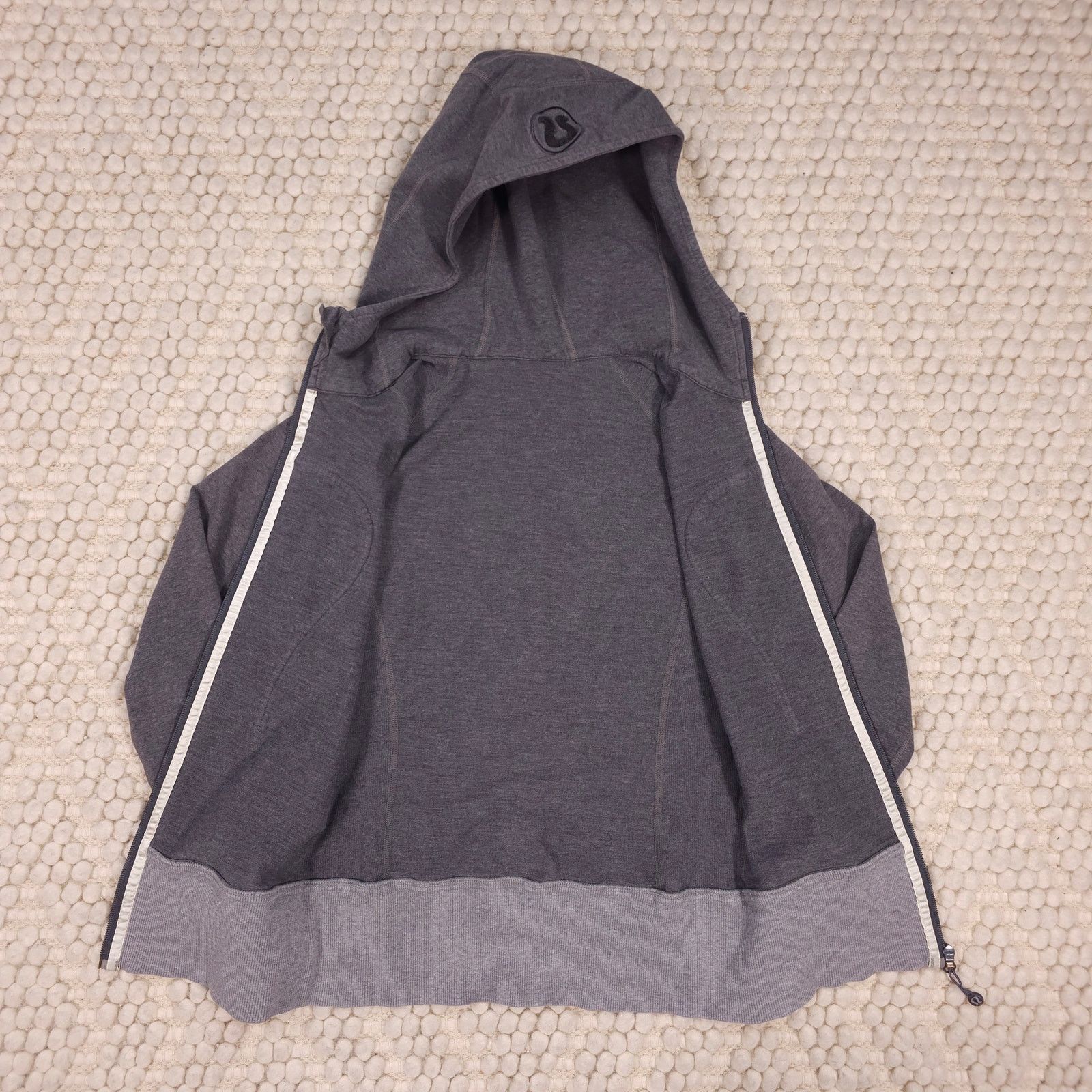 Lululemon Lululemon Scuba Hoodie Stretch Gray Sz 4 Size S / US 4 / IT 40 - 9 Thumbnail