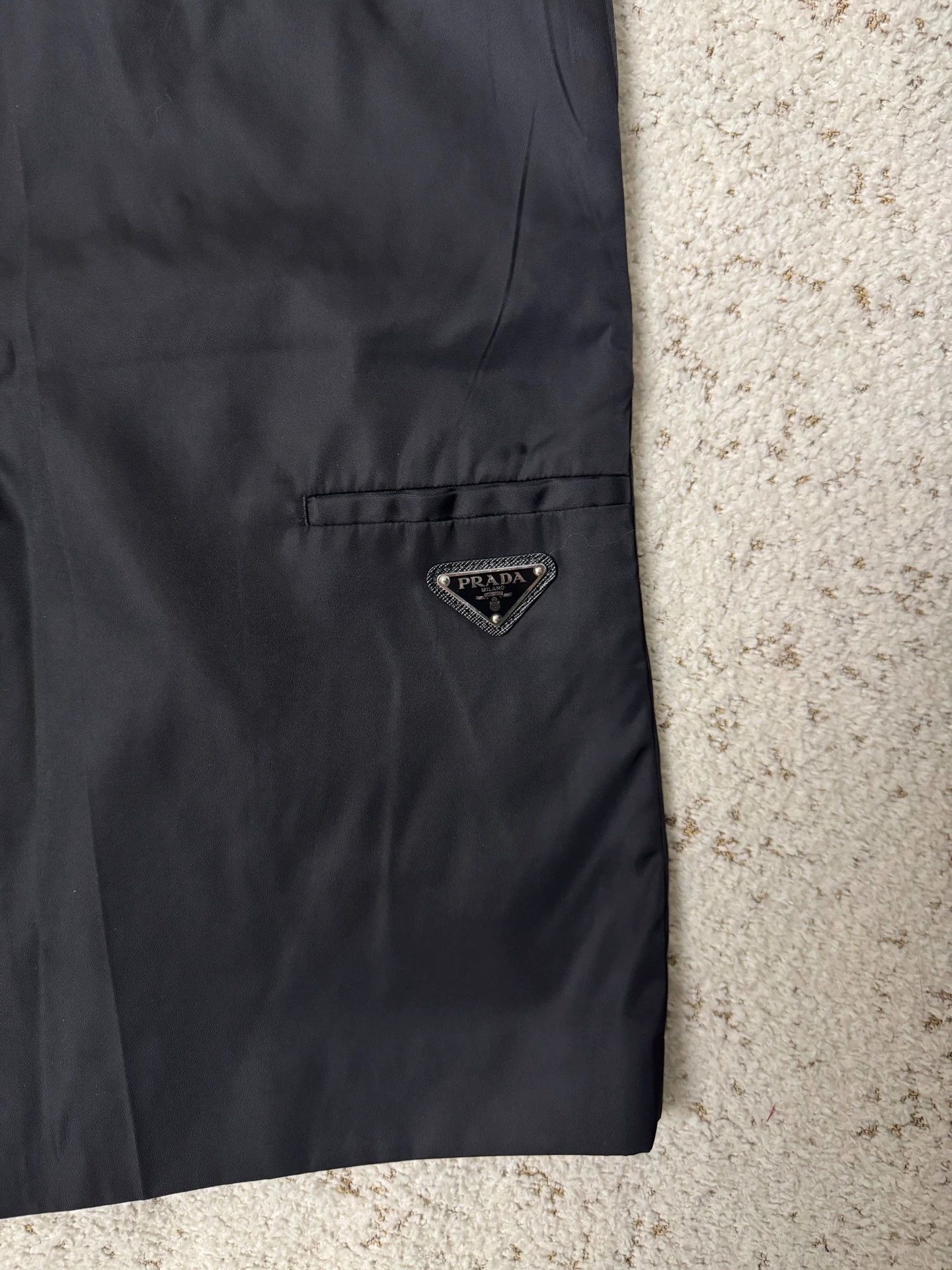 Prada Prada New Without Tags 38 Shorts Size 26" / US 2 / IT 38 - 4 Thumbnail