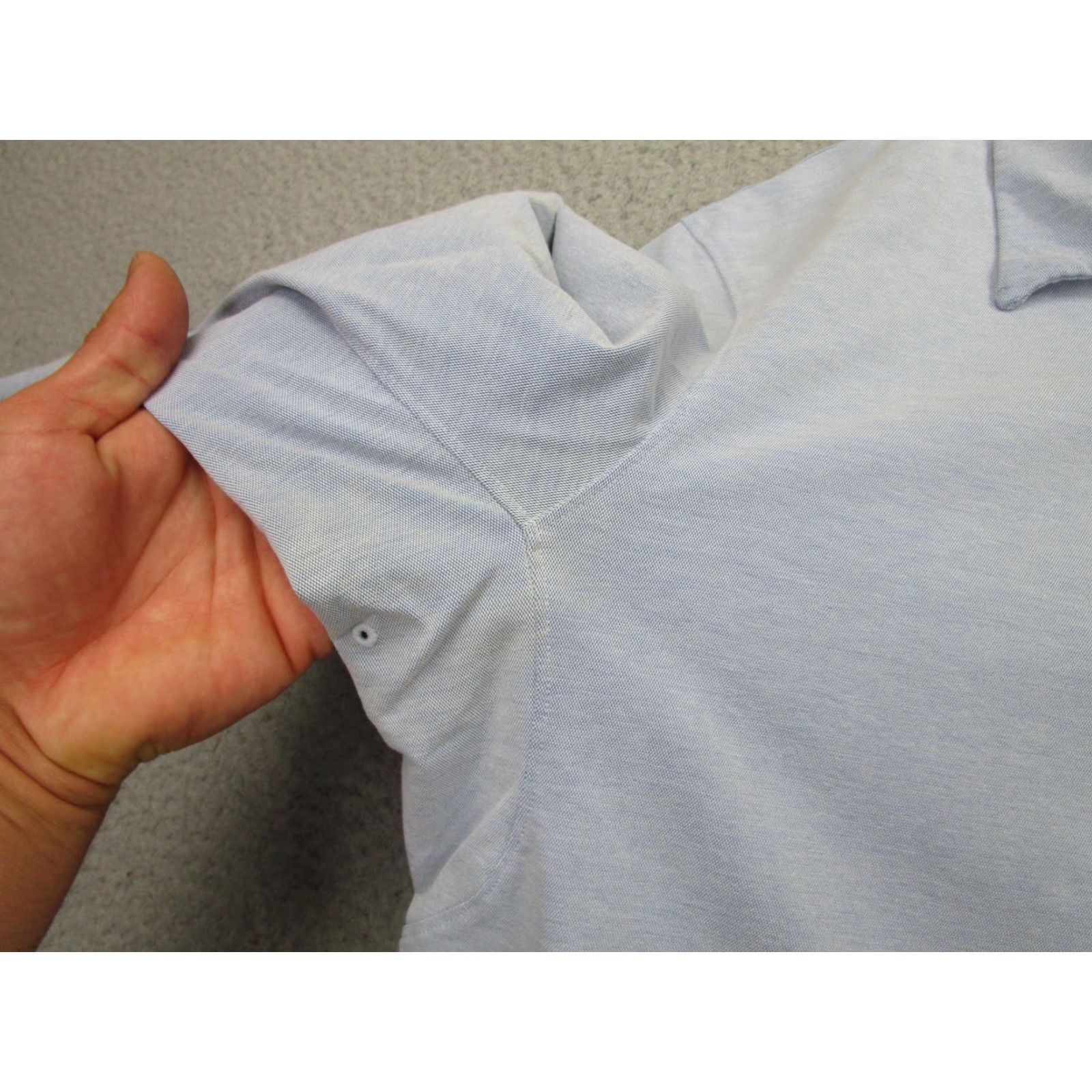 Lululemon VINTAGE Lululemon Button-Up Shirt Mens Large Long Sleeve Solid Blue Casual Size US L / EU 52-54 / 3 - 4 Thumbnail