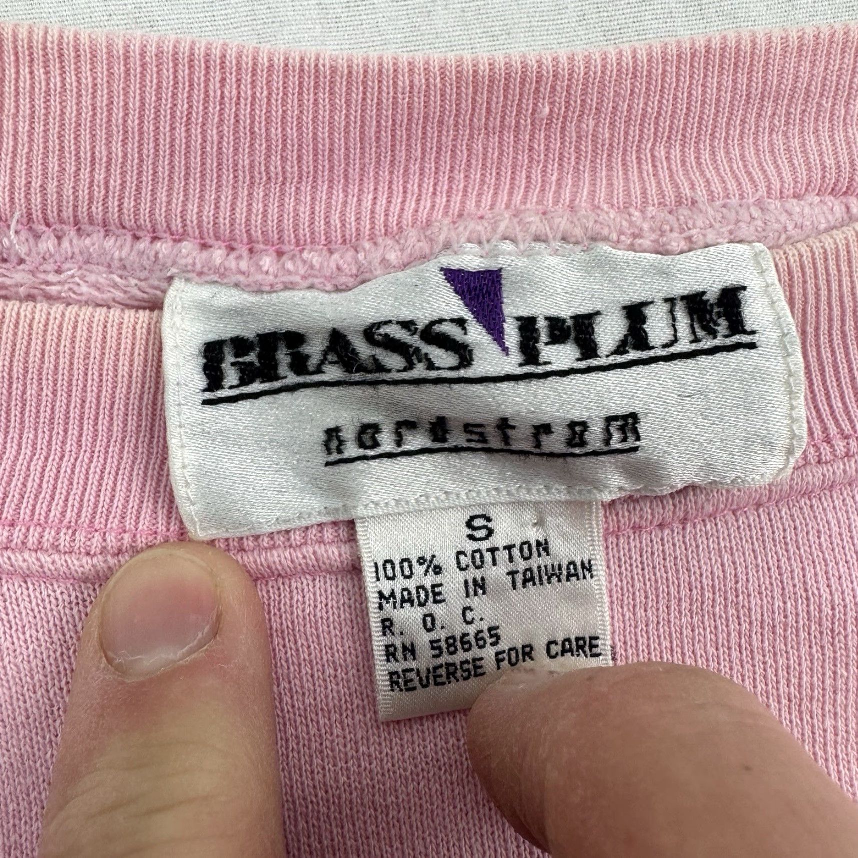 Nordstrom VINTAGE Brass Plum Sweatshirt Women’s Small Pink 1980s Tokyo Japan Activewear Crew Neck Pullover 80s Mens Womens? Size S / US 4 / IT 40 - 4 Thumbnail