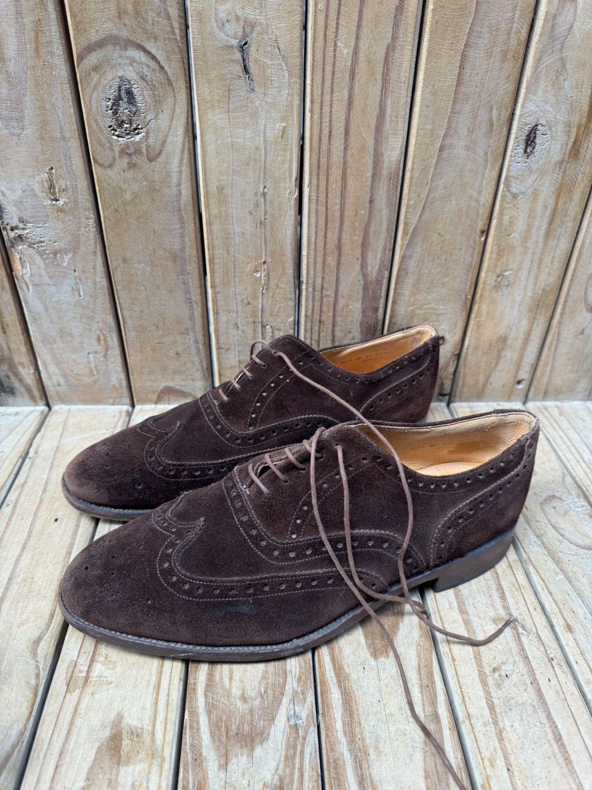 Alfred Sargent Alfred Sargent Brown suede wingtip dress Men’s shoes UK 11 Size US 12 / EU 45 - 15 Thumbnail