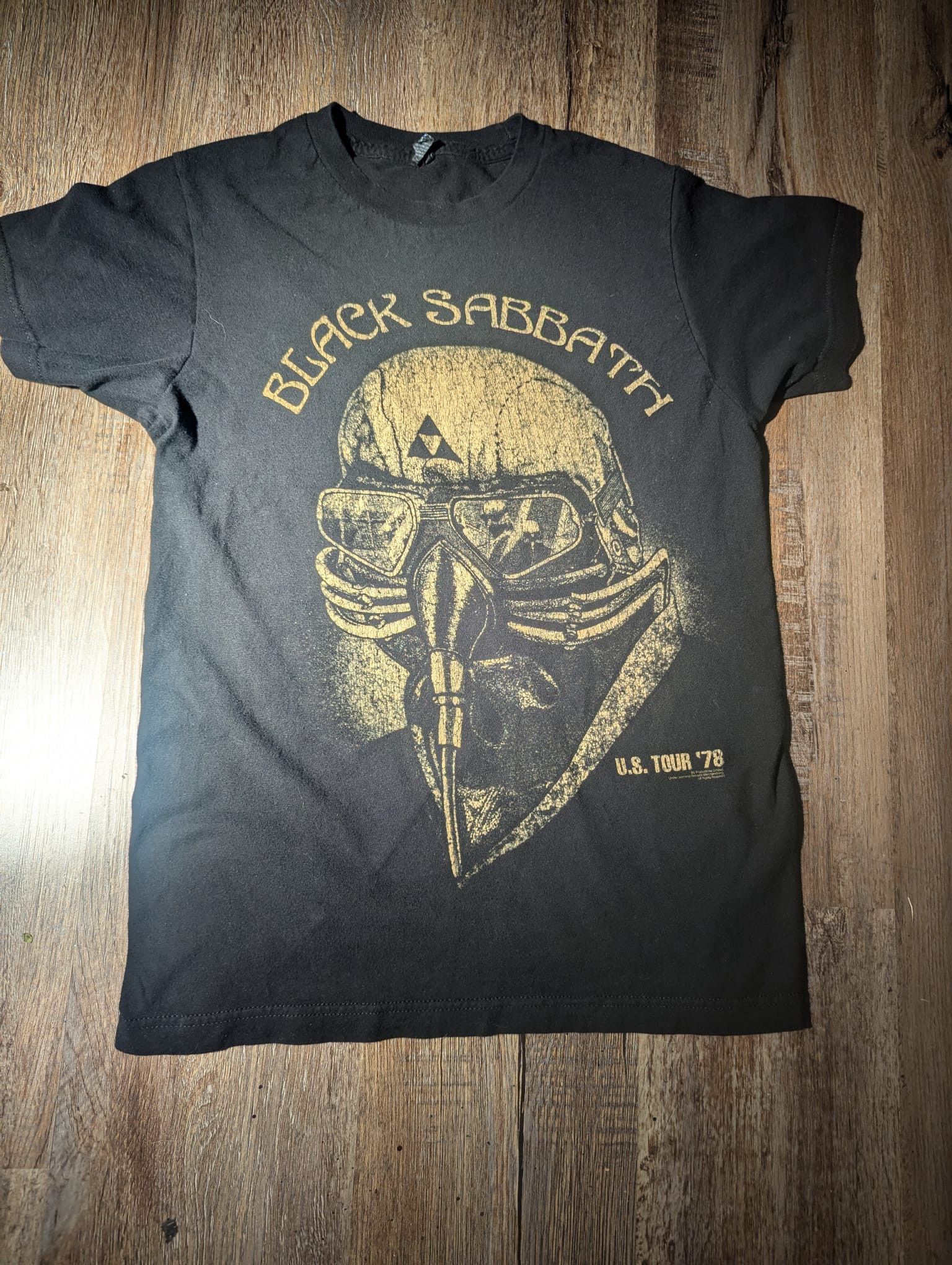Tultex Vintage Black Sabbath U.S. Tour 1978 Licensed Graphic Tee Size US M / EU 48-50 / 2 - 2 Thumbnail