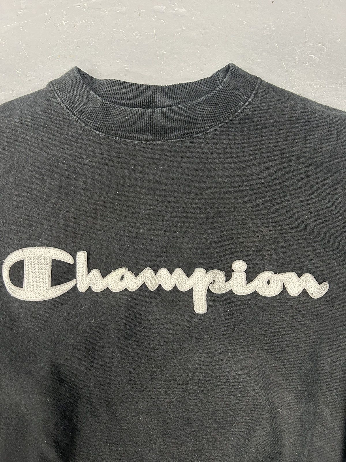 Champion × Vintage Crazy Vintage Y2K Black Essential Champion Crewneck Travis Size US S / EU 44-46 / 1 - 2 Thumbnail