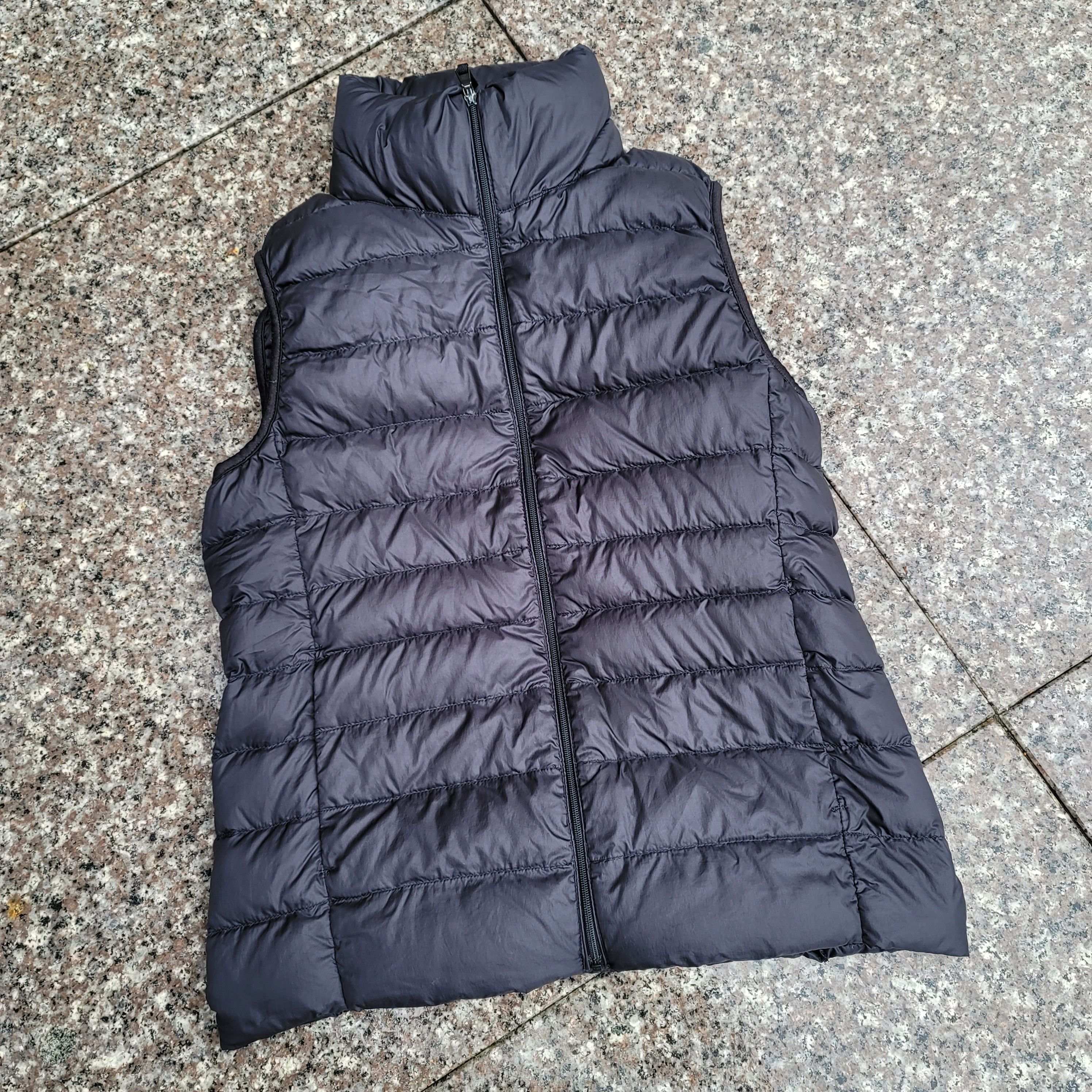 Uniqlo Uniqlo down puffer vest Size XS / US 0-2 / IT 36-38 - 1 Thumbnail
