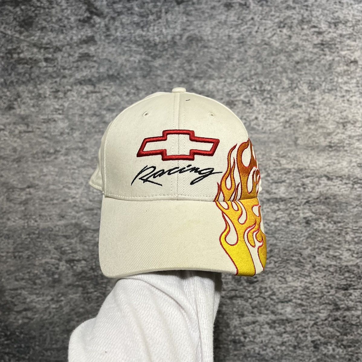 Chevrolet VINTAGE CHEVY RACING EMBROIDERED FLAMES Y2K 2000s GRUNGE HAT Size ONE SIZE - 1 Thumbnail