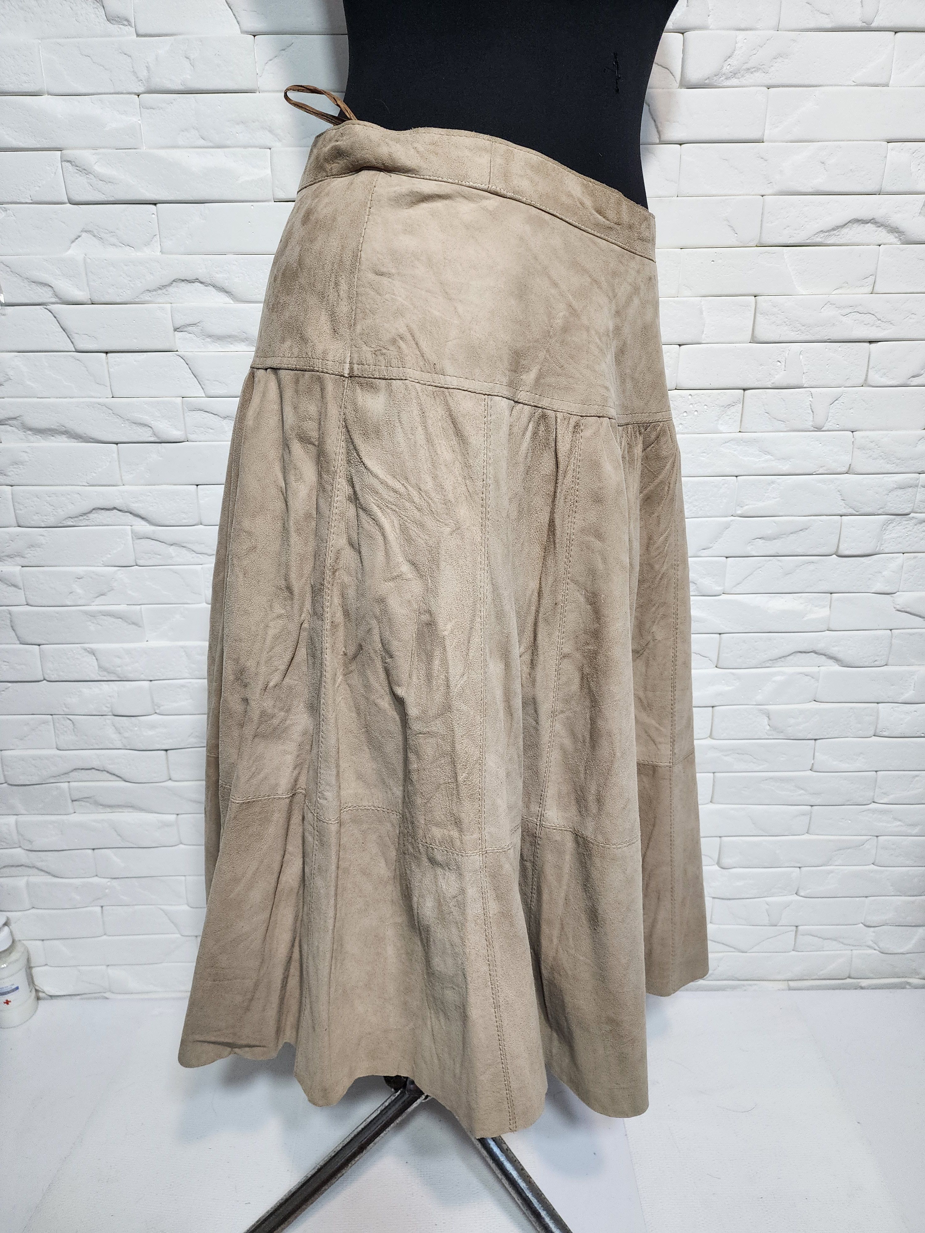 Other Beige Leather Skirt: Flared Skirt. Size 31" - 3 Thumbnail