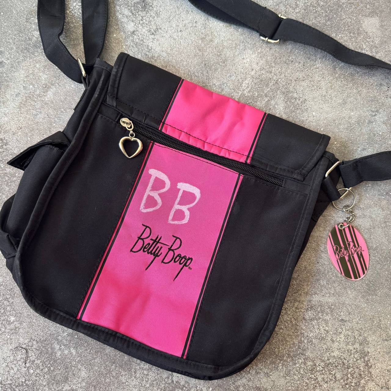Hysteric Glamour × Japanese Brand Betty Boop Y2K Vintage Super Sexy Crossbody Bag Size ONE SIZE - 5 Thumbnail