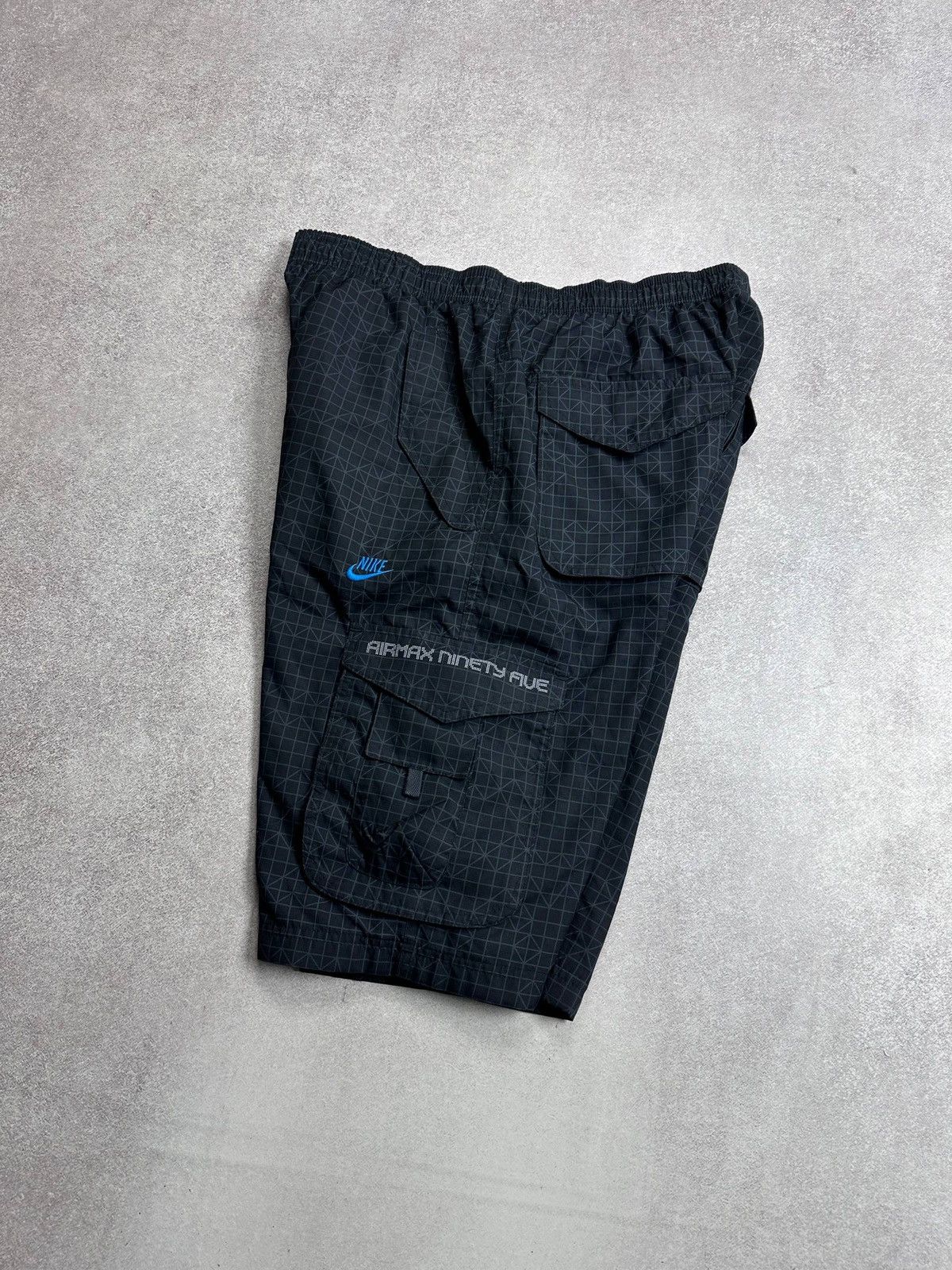 Nike Vintage Nike Tn Skepta Style Y2K Nylon Bermuda Cargo Shorts Size US 32 / EU 48 - 6 Thumbnail