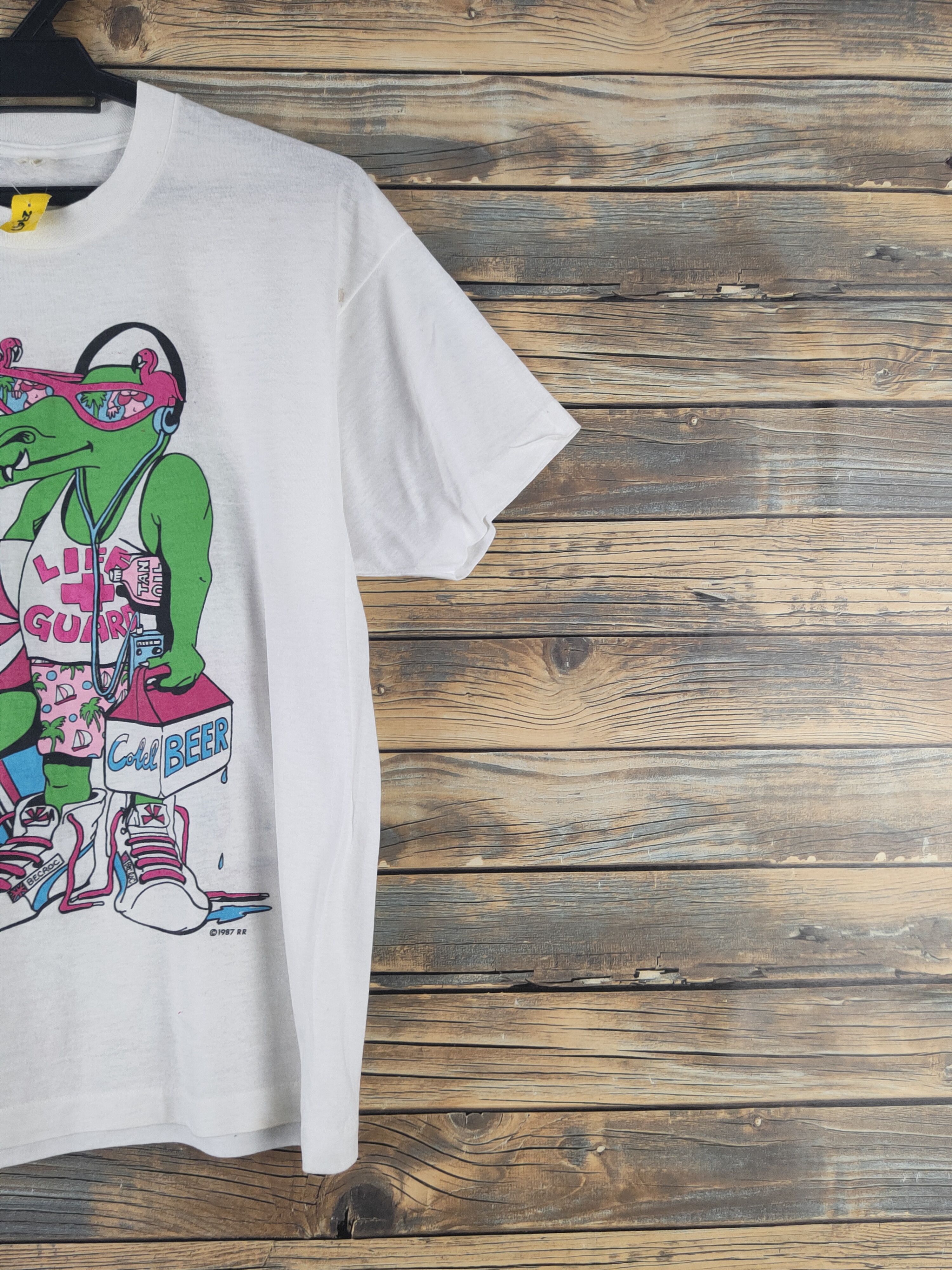 Vintage DL 80' Vintage cartoon surf White Short Sleeve T-shirt #2747 Size US M / EU 48-50 / 2 - 6 Thumbnail