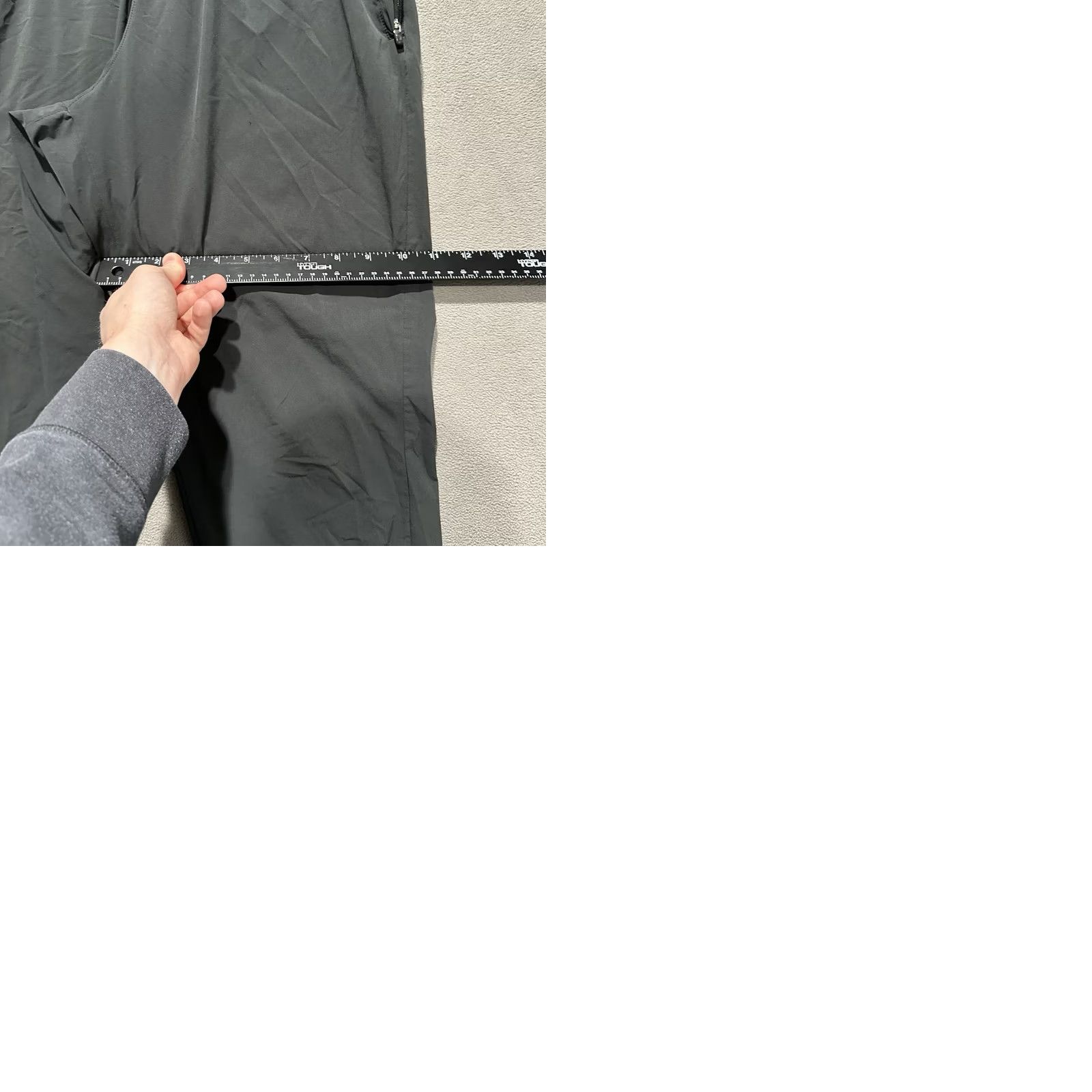 Nike Nike Pants Womens L Gray Flex Essential Dri-Fit 7/8 Breathable Slim Fit Sports Size 36" / US 14 / IT 50 - 10 Thumbnail