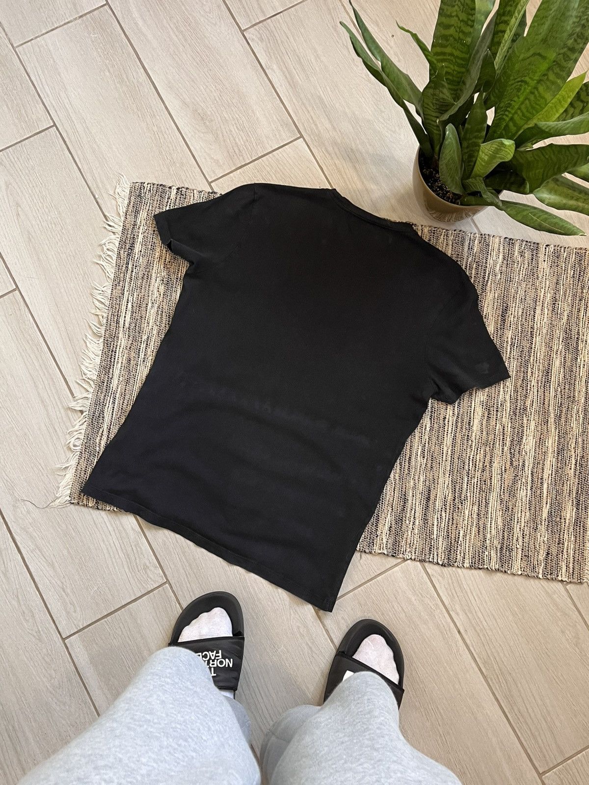 Versace × Vintage Versace Tshirt blank tee faded black minimalistic logo Size US M / EU 48-50 / 2 - 2 Thumbnail