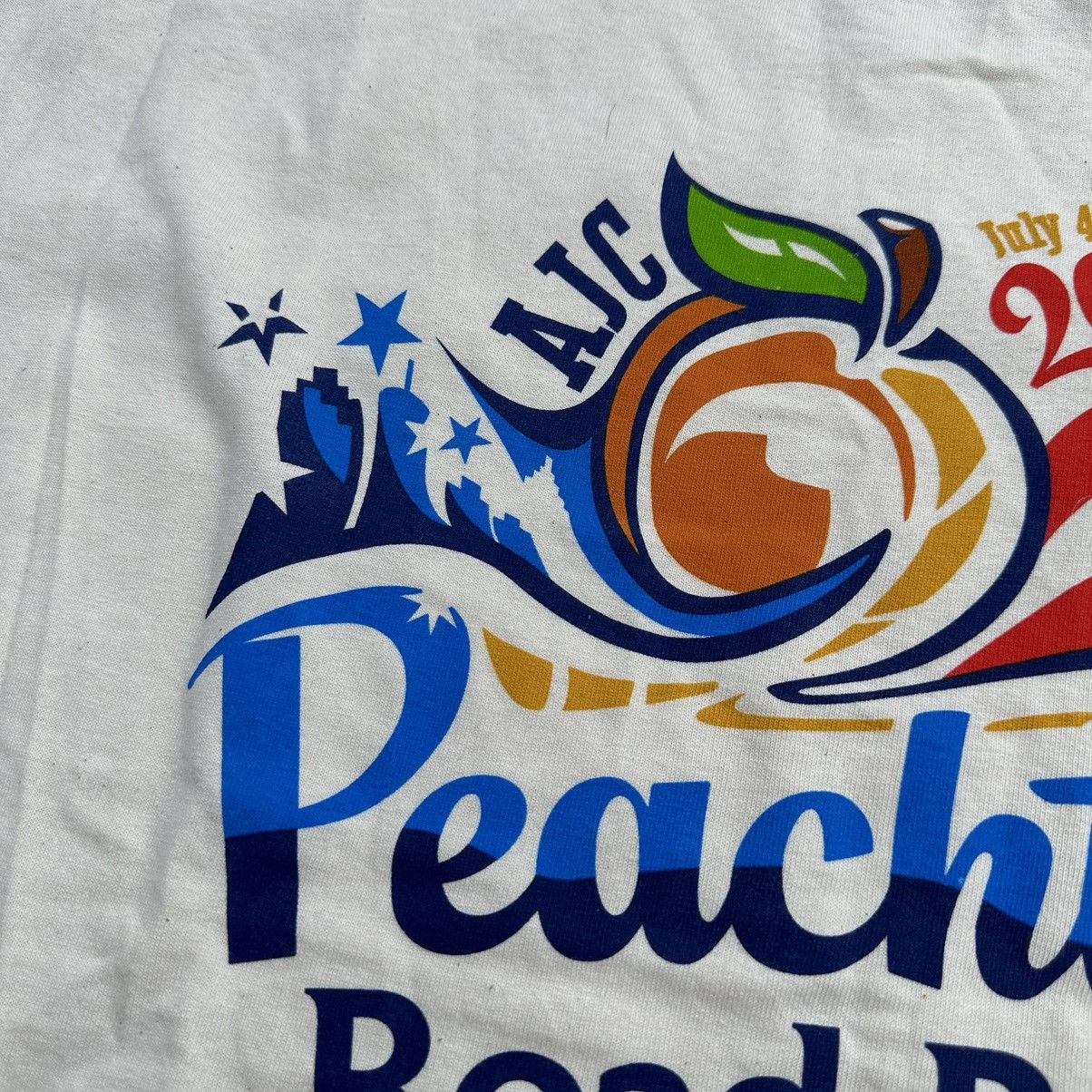 Vintage Crazy Vintage Y2K Peach Tree Essential Graphic Sports Tee Size US L / EU 52-54 / 3 - 4 Thumbnail