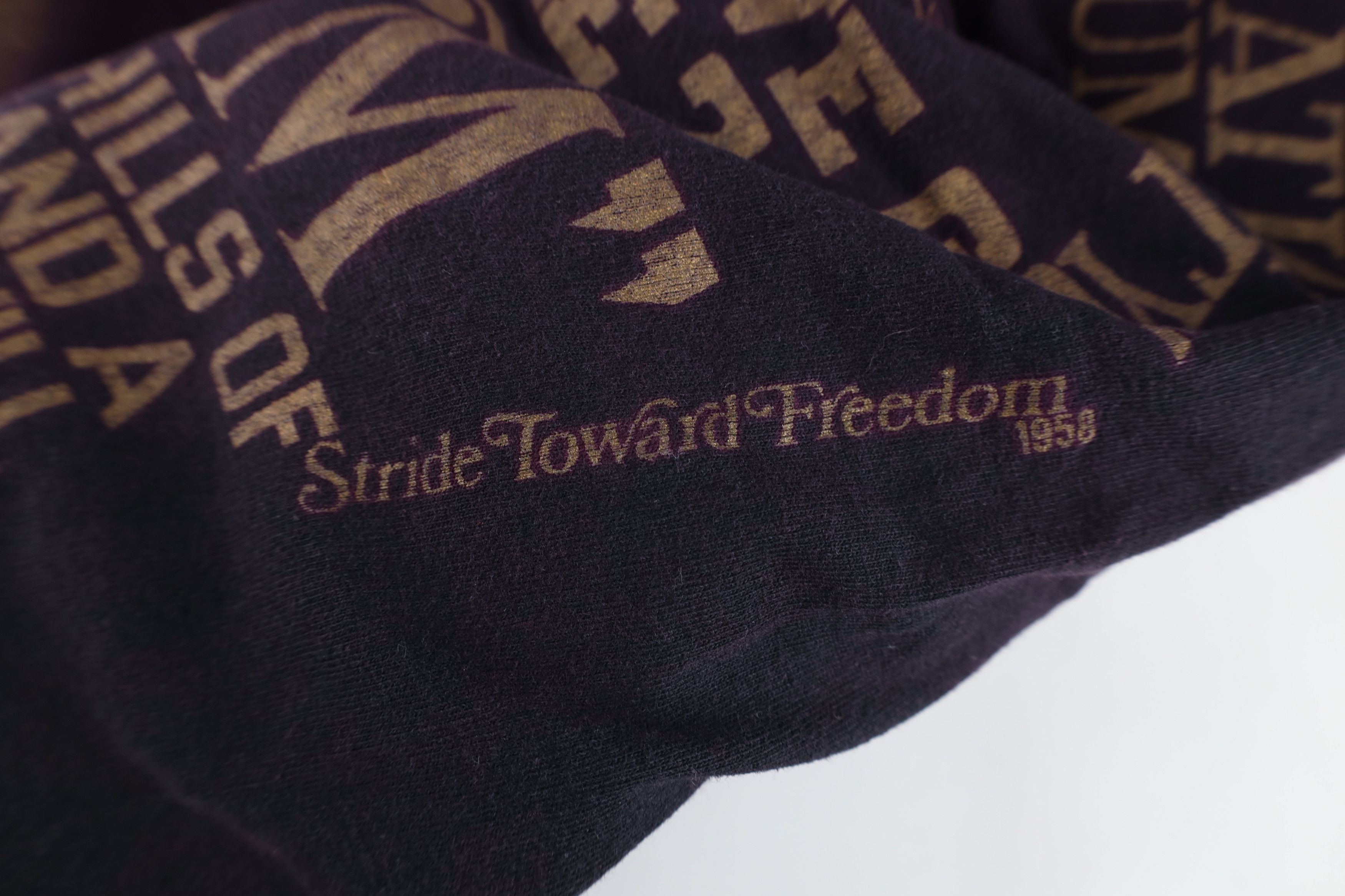 Vintage Vintage 90s Martin Luther King Jr All Over Print T-Shirt Size US XL / EU 56 / 4 - 10 Thumbnail